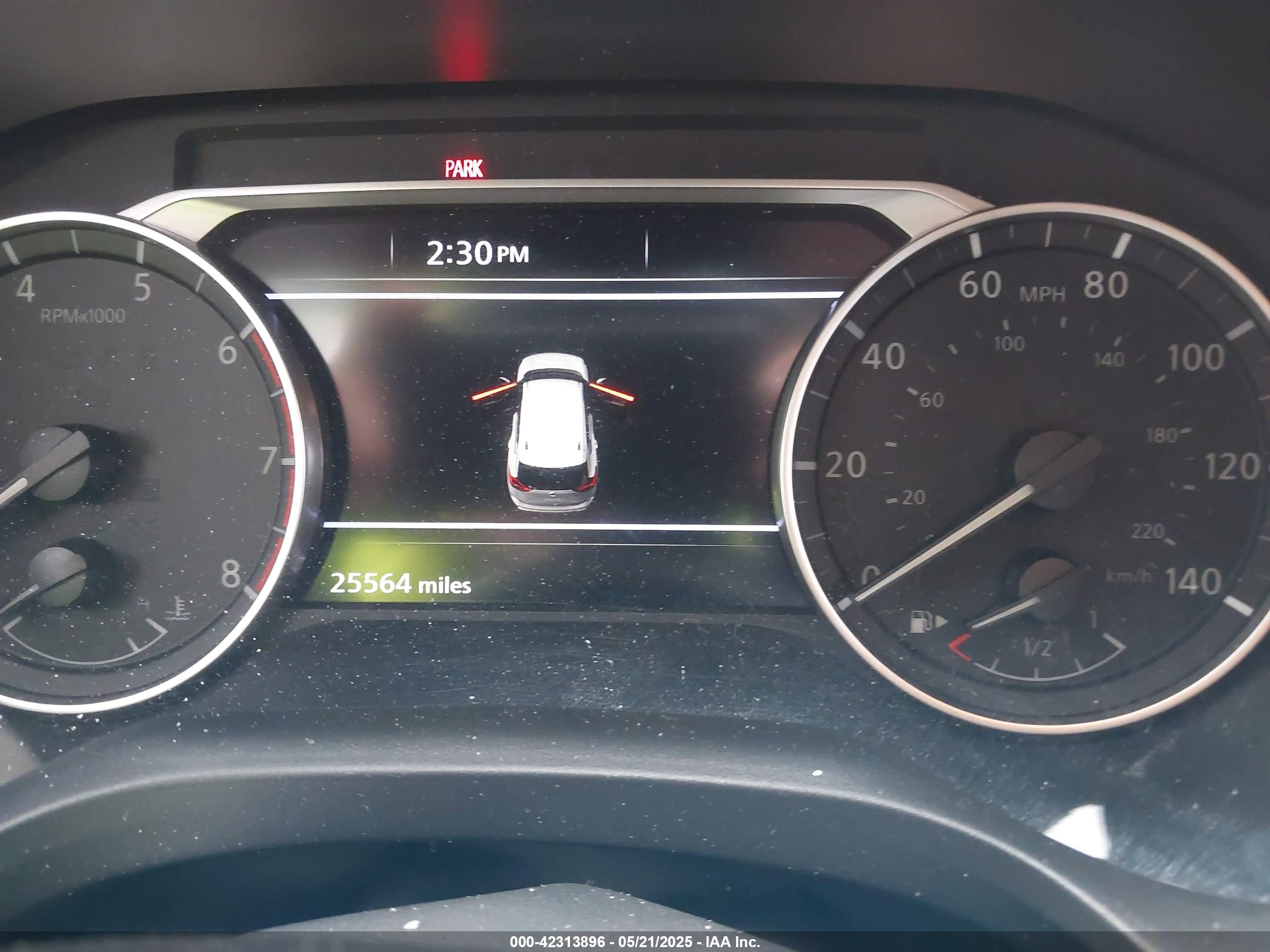 NISSAN ROGUE image 7