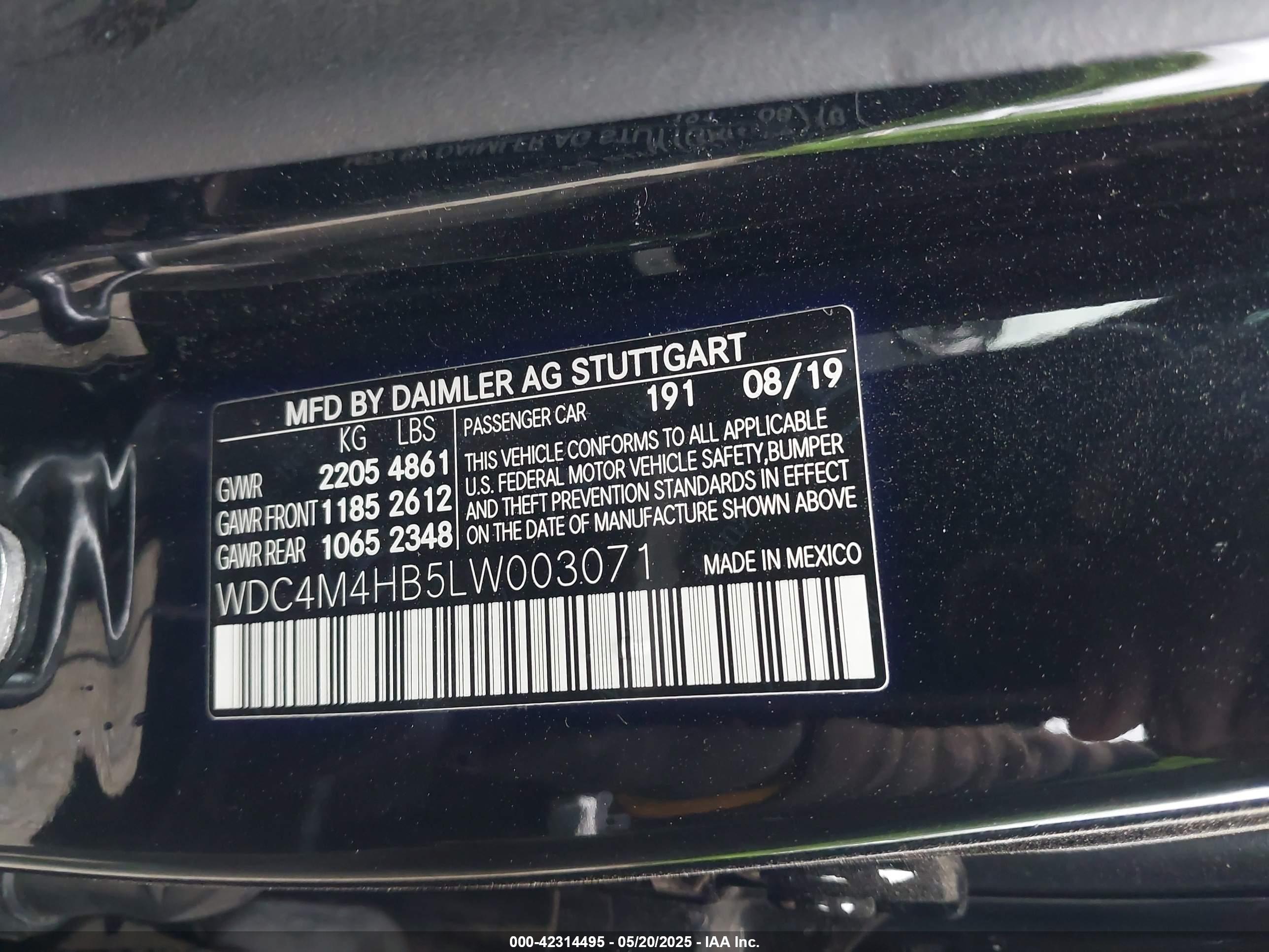 MERCEDES-BENZ GLB image 9