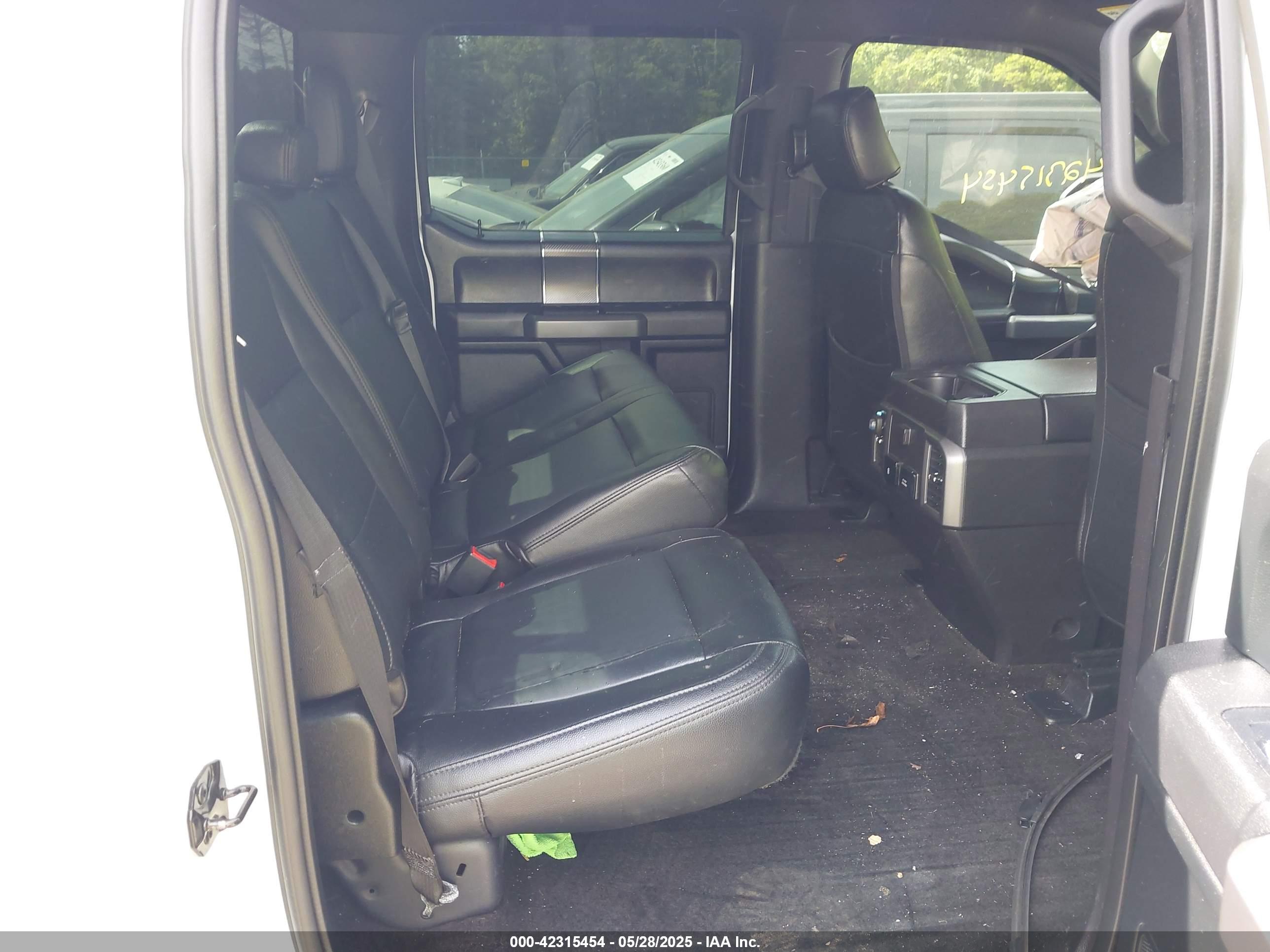 FORD F-150 image 8