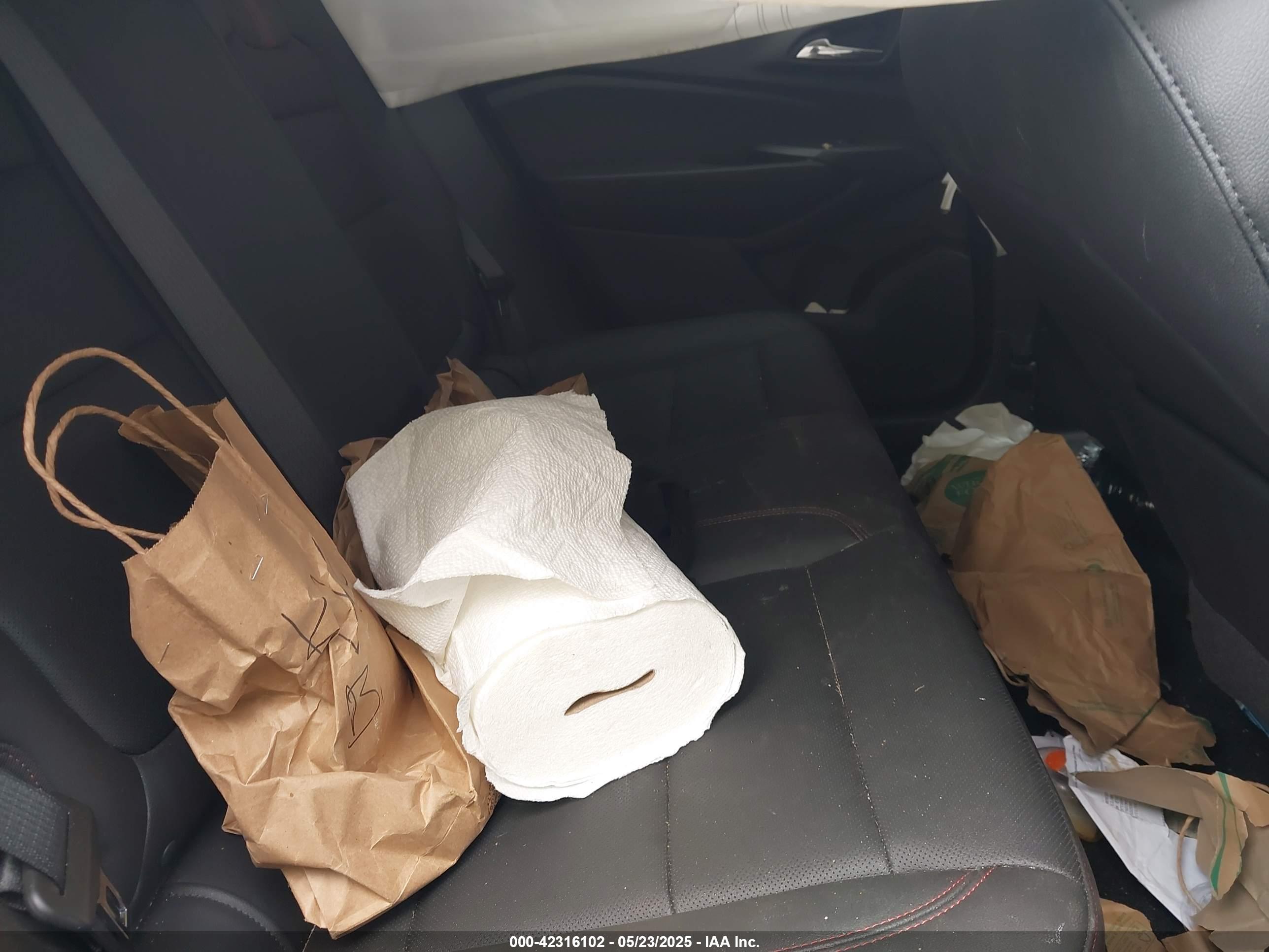CHEVROLET TRAX image 8