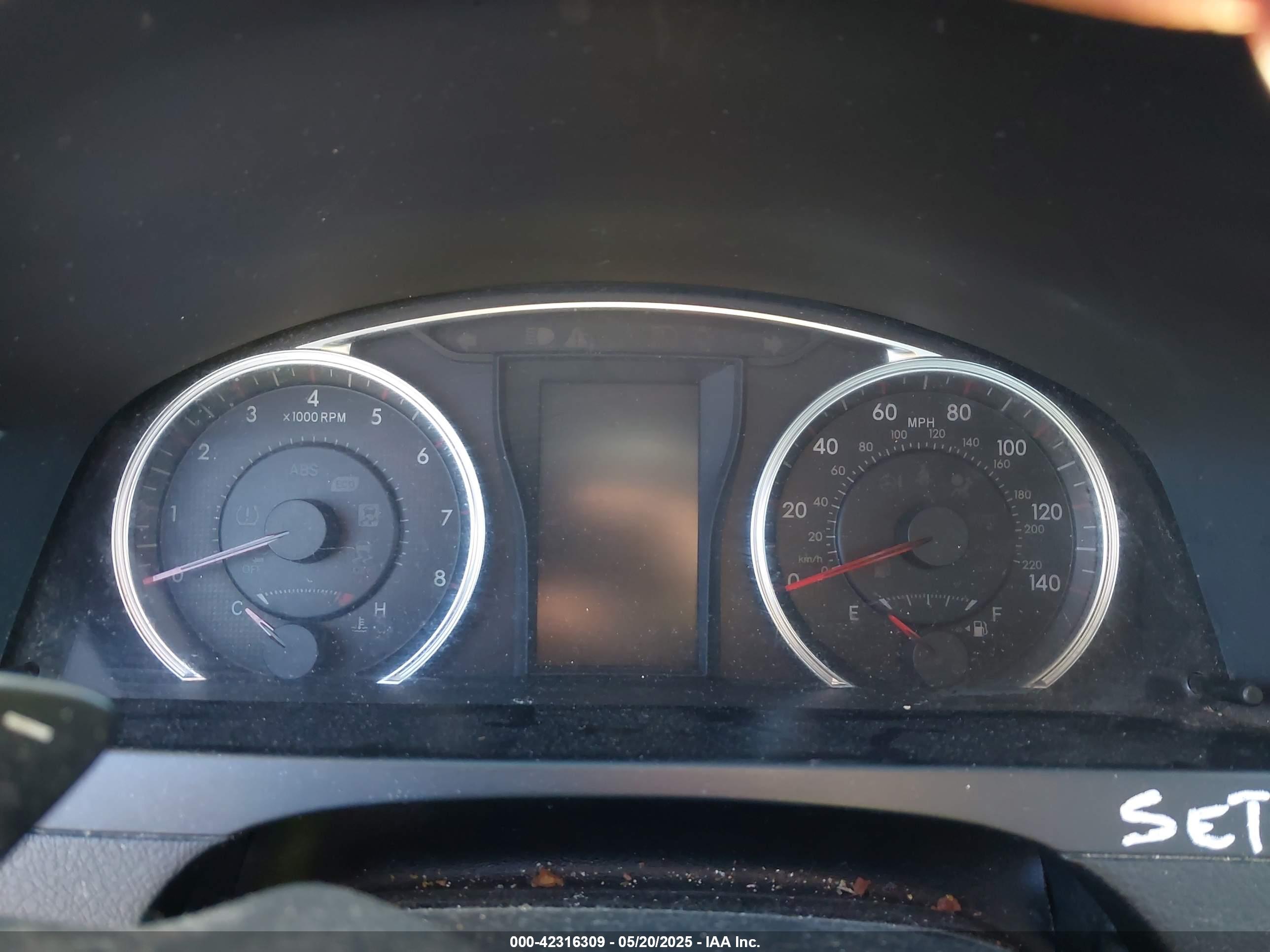 TOYOTA CAMRY image 7