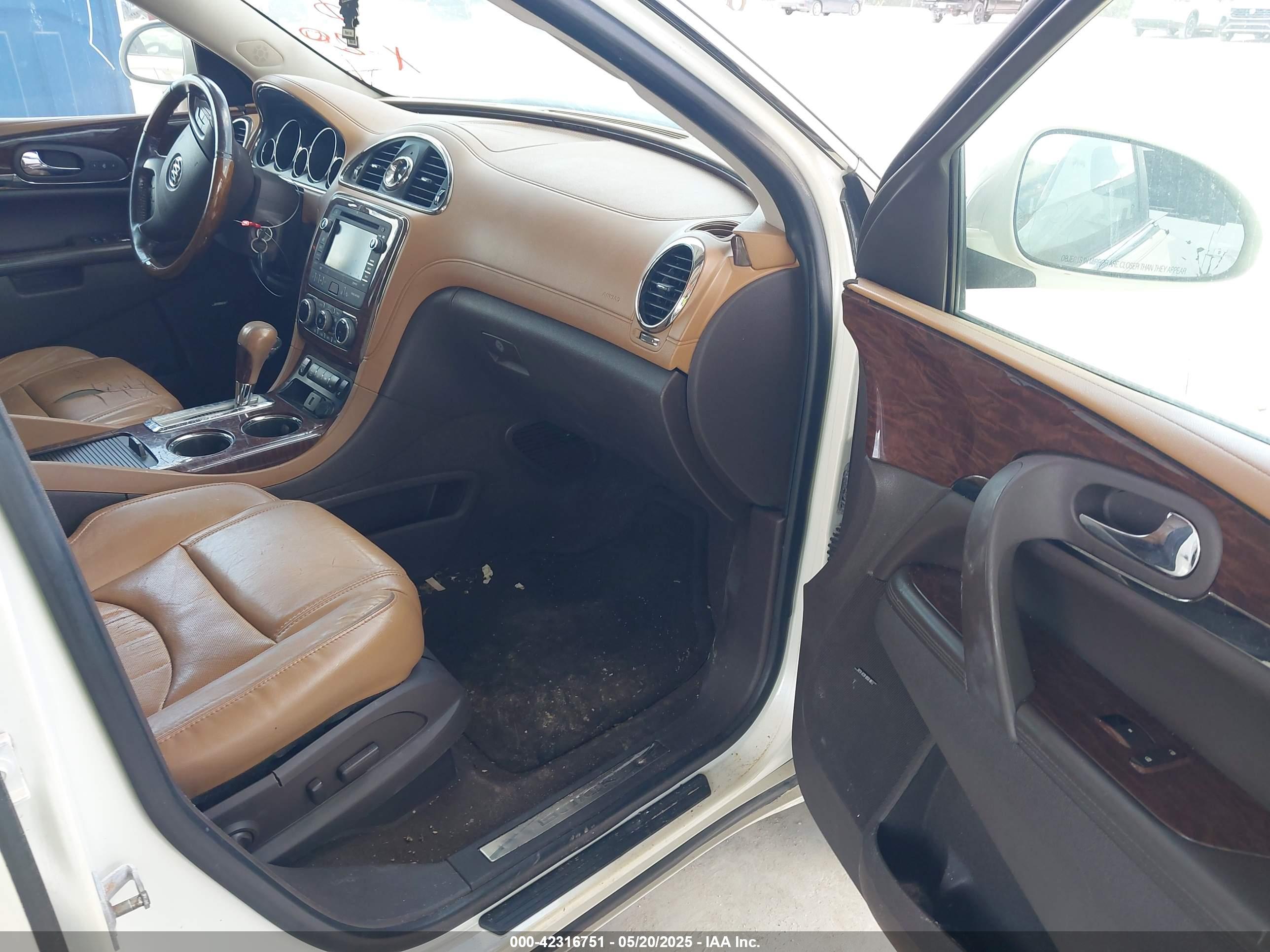 BUICK ENCLAVE image 5