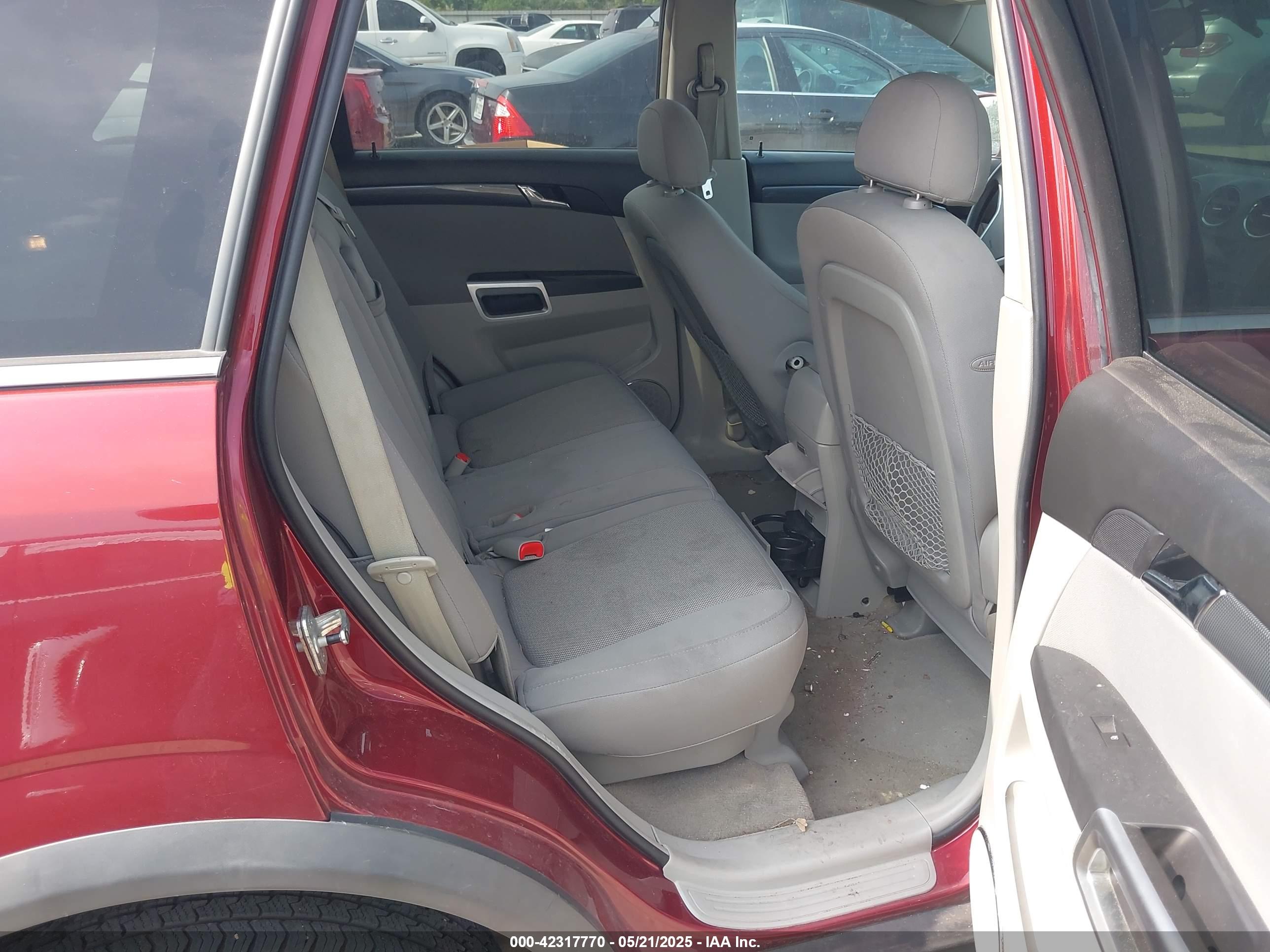 SATURN VUE image 8