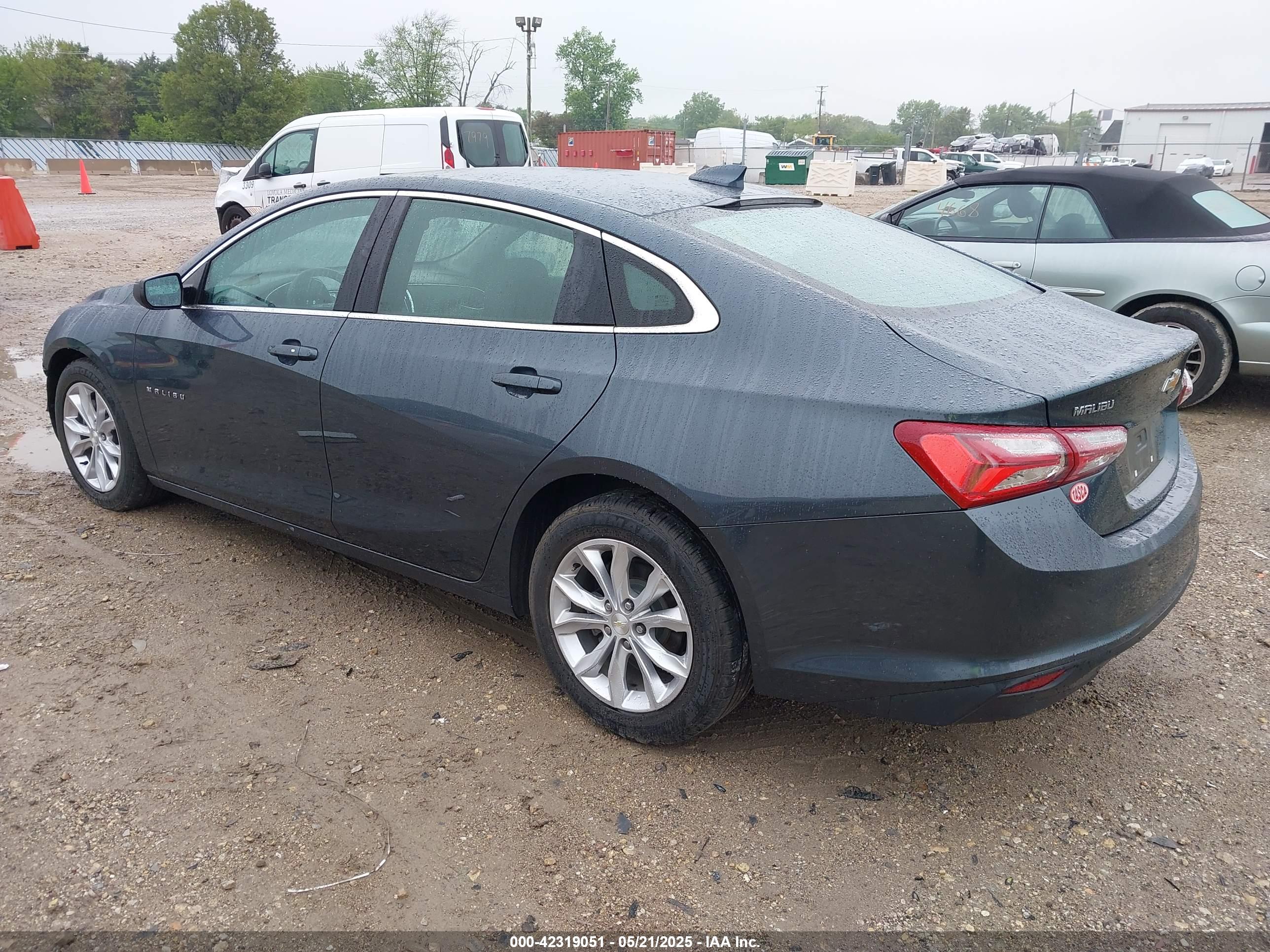 CHEVROLET MALIBU image 3