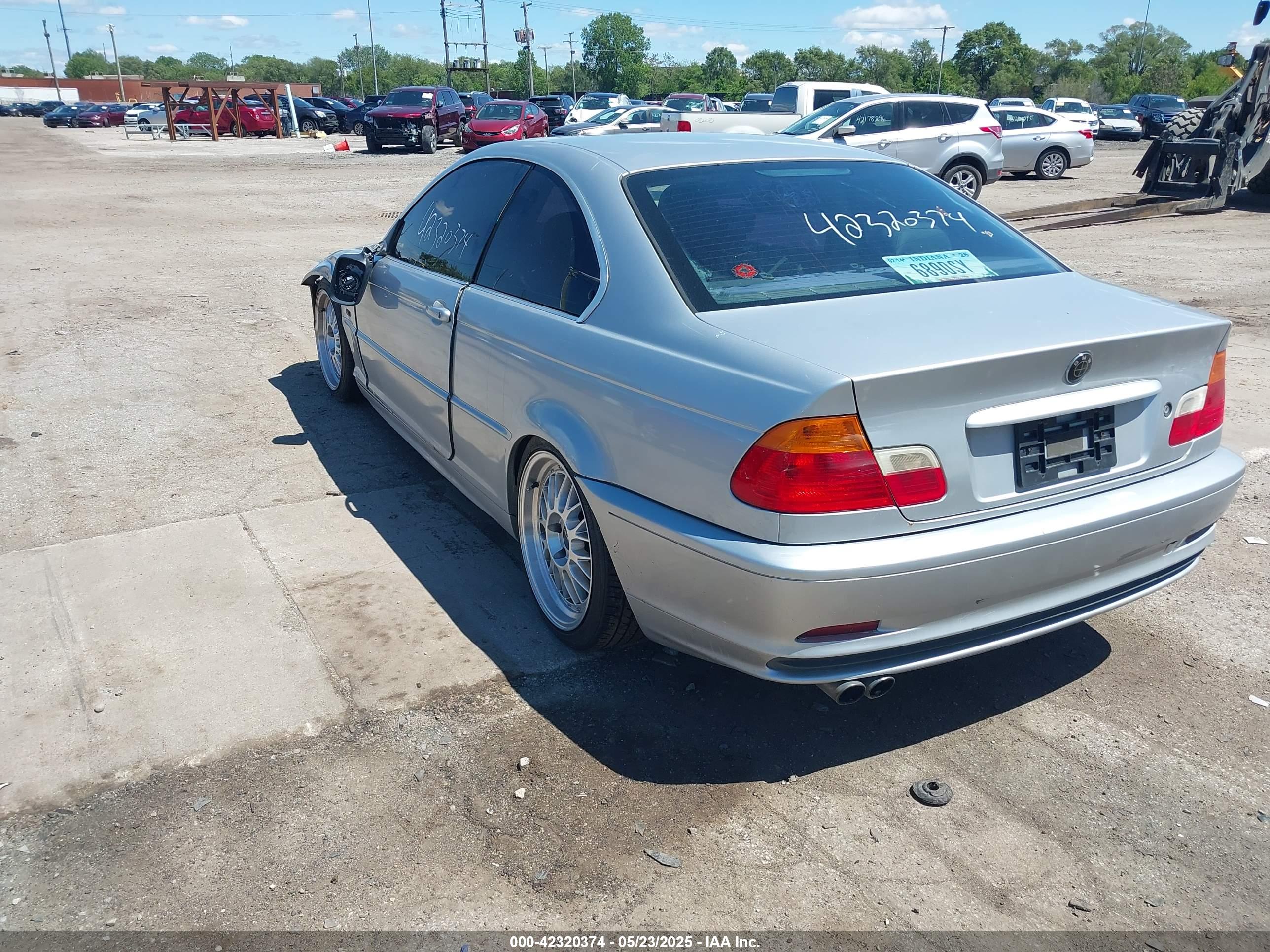 BMW 330CI image 3
