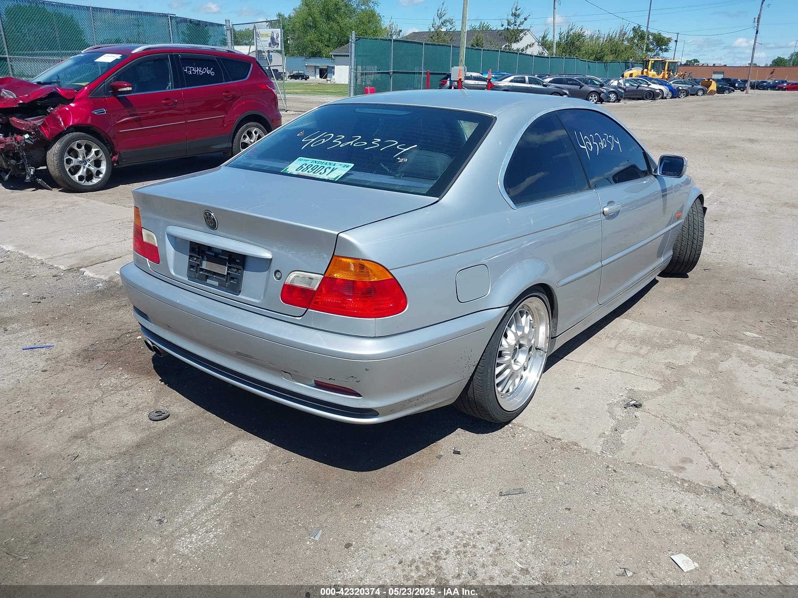 BMW 330CI image 4