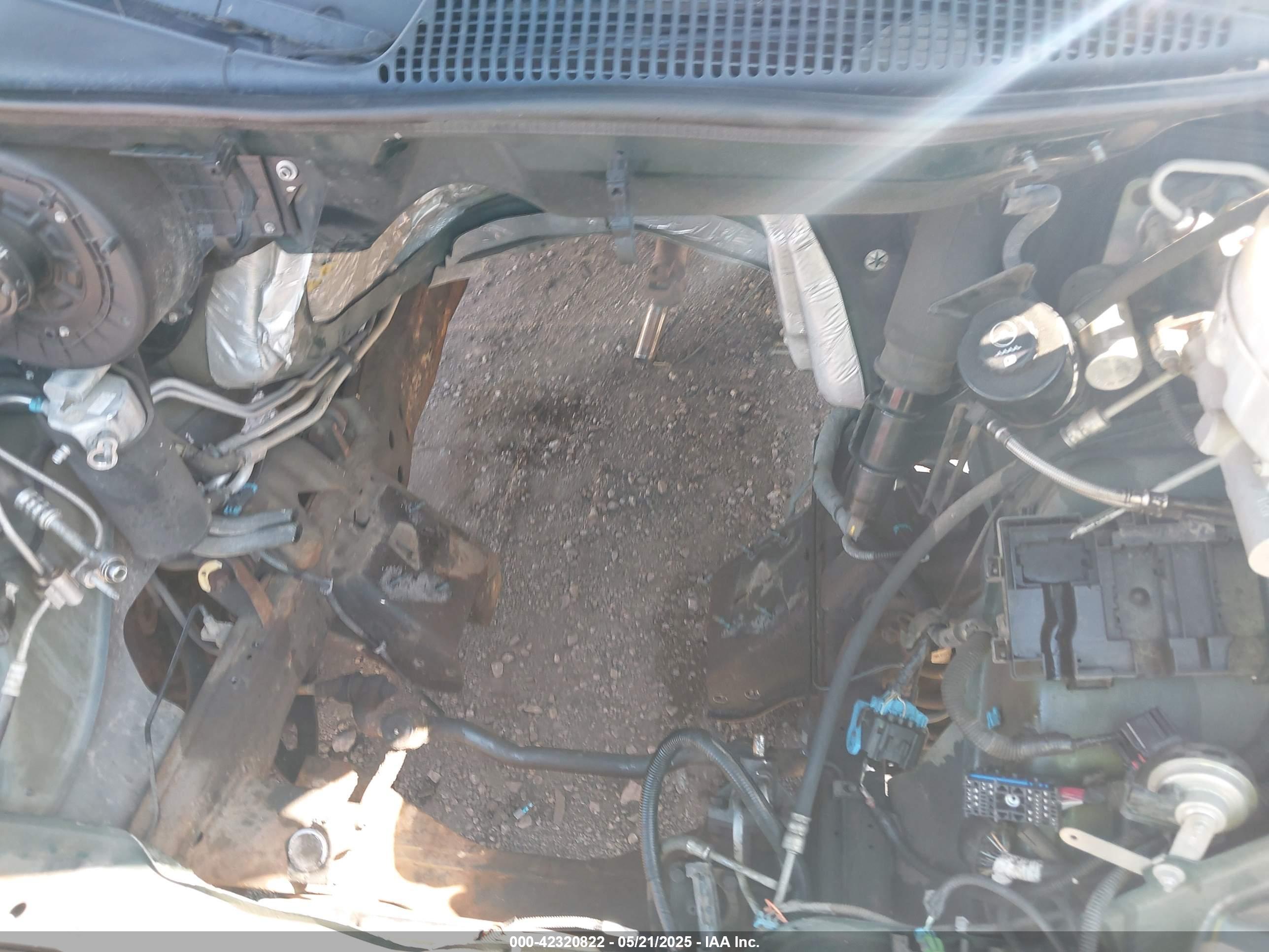 CHEVROLET EXPRESS image 10