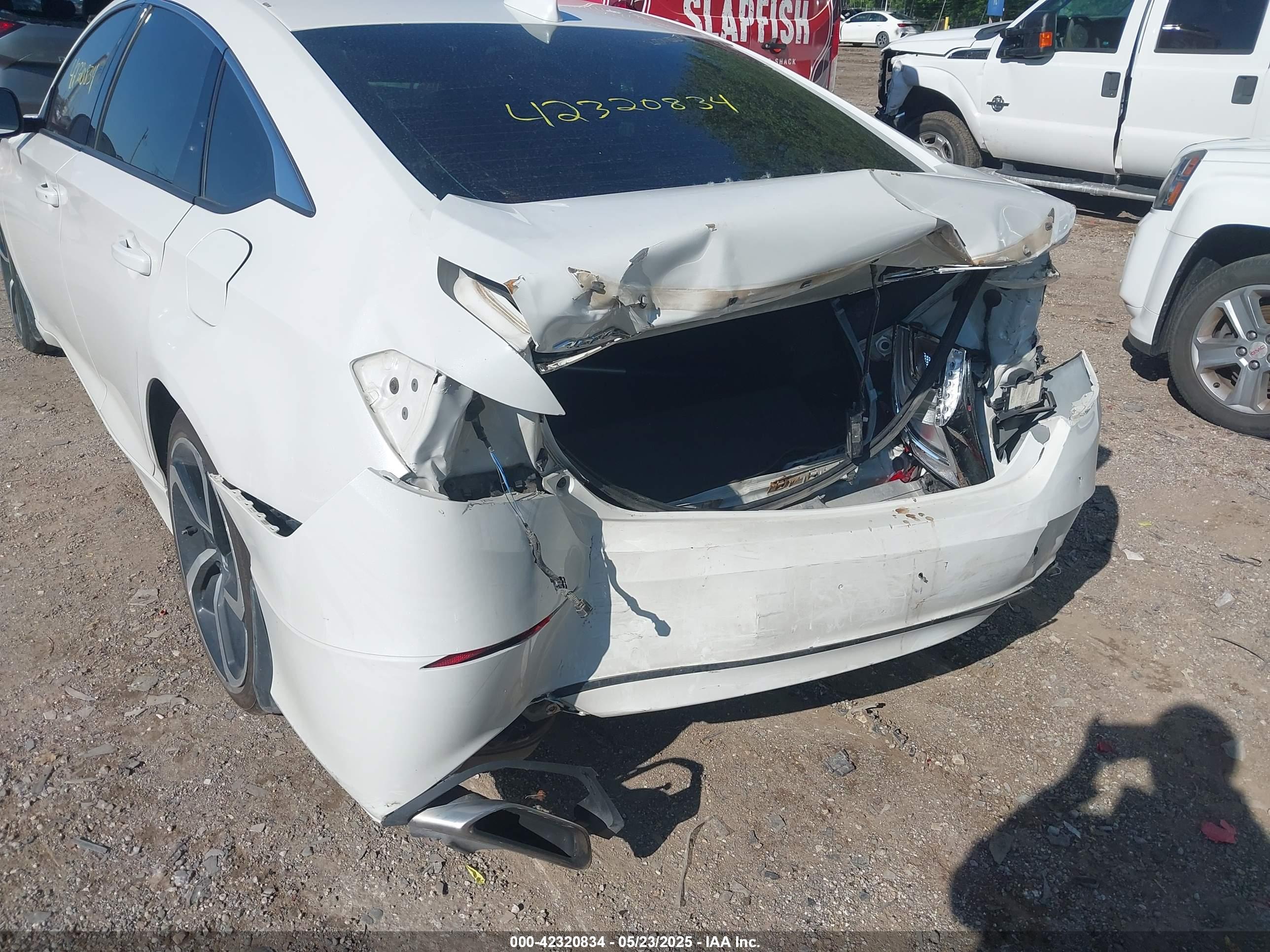 HONDA ACCORD image 6