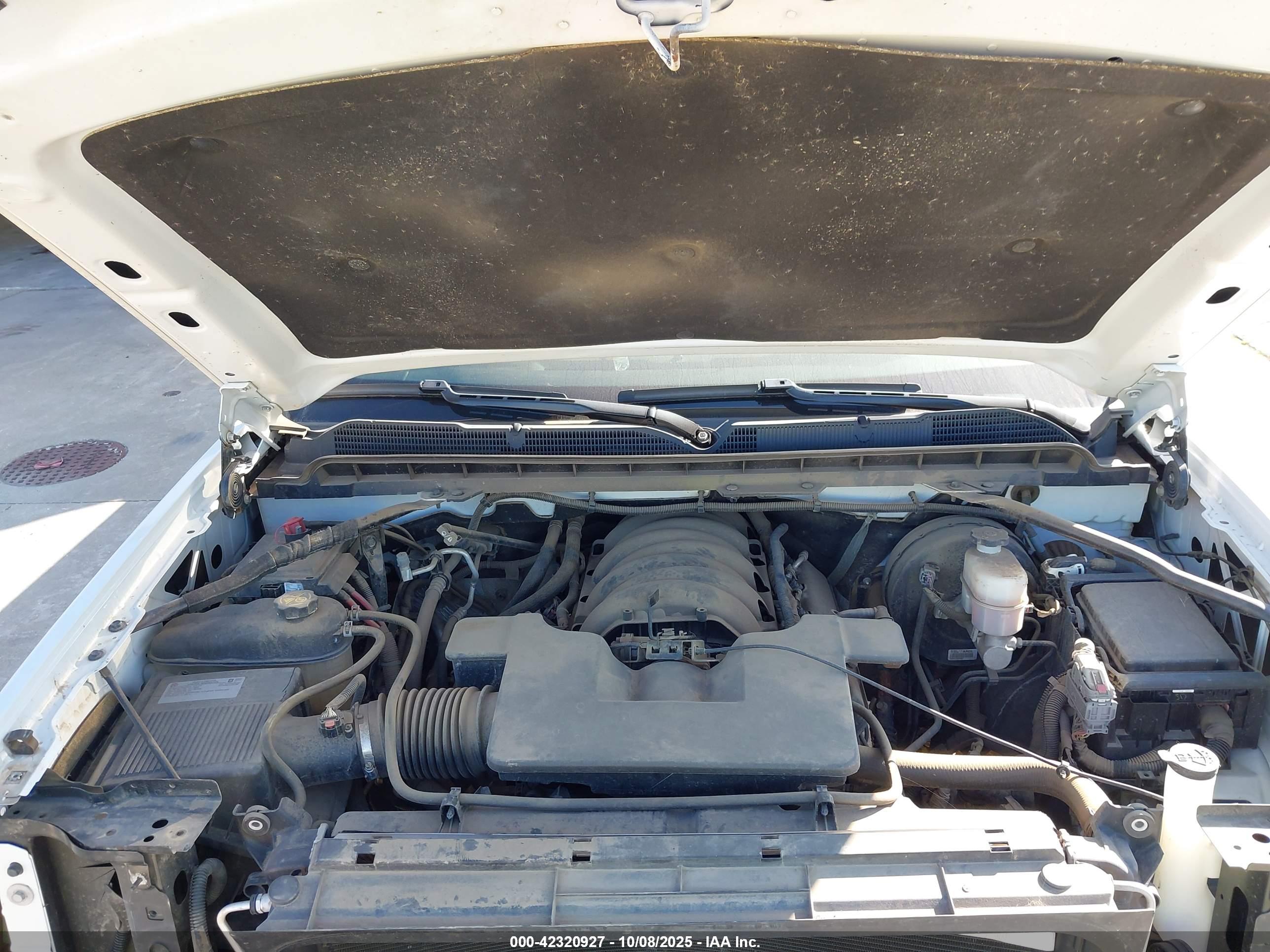 CHEVROLET SILVERADO image 10