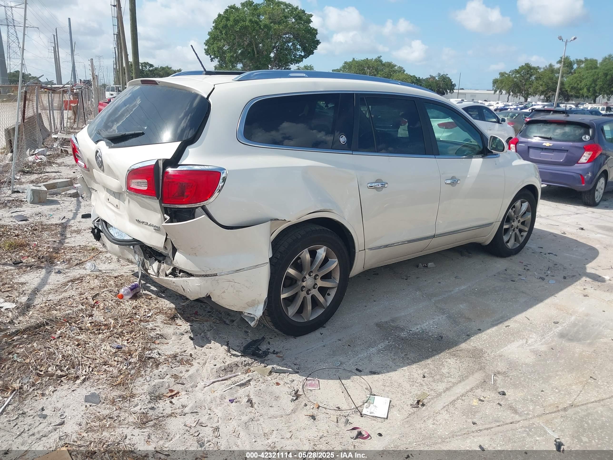 BUICK ENCLAVE image 4