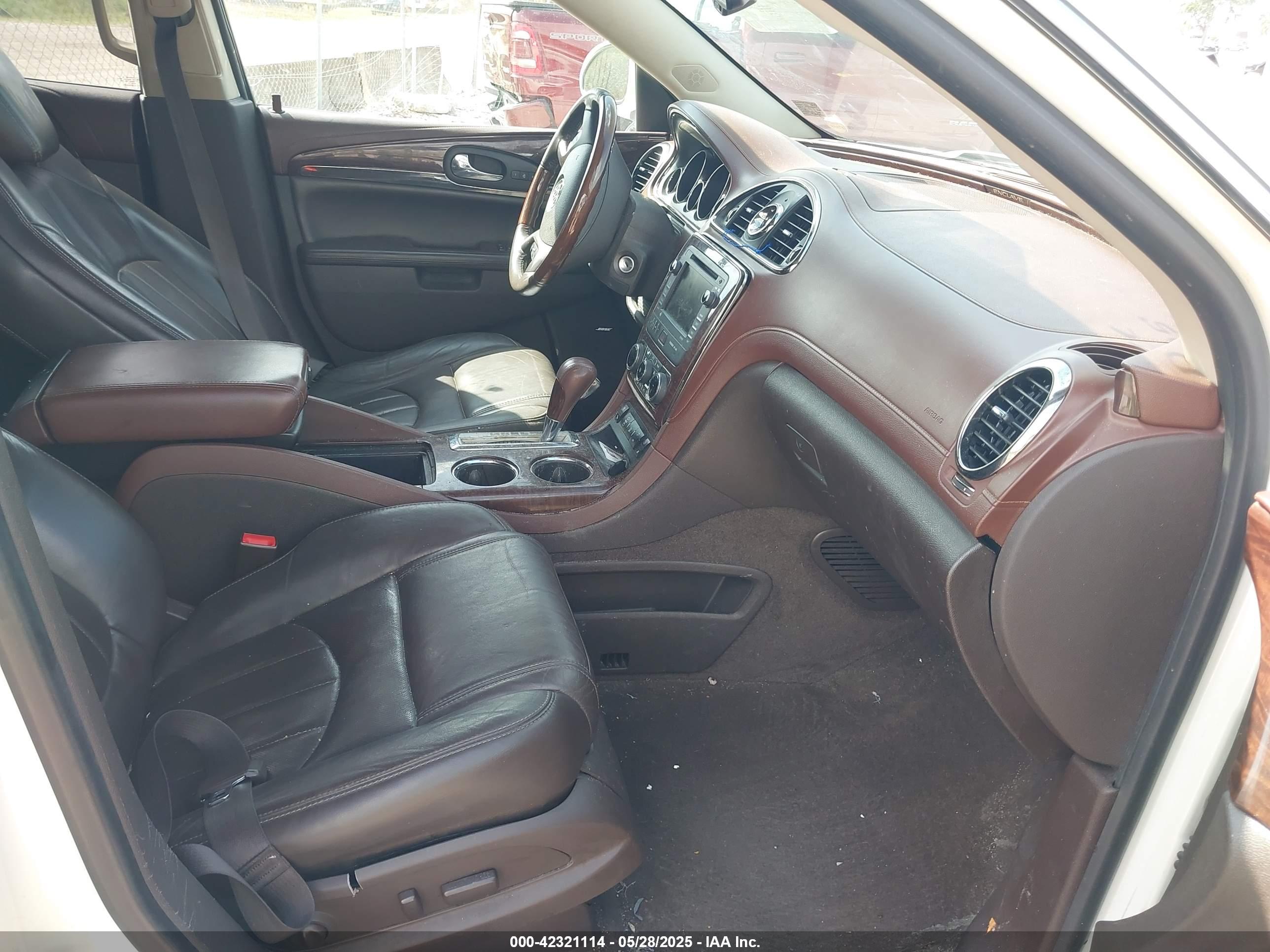 BUICK ENCLAVE image 5
