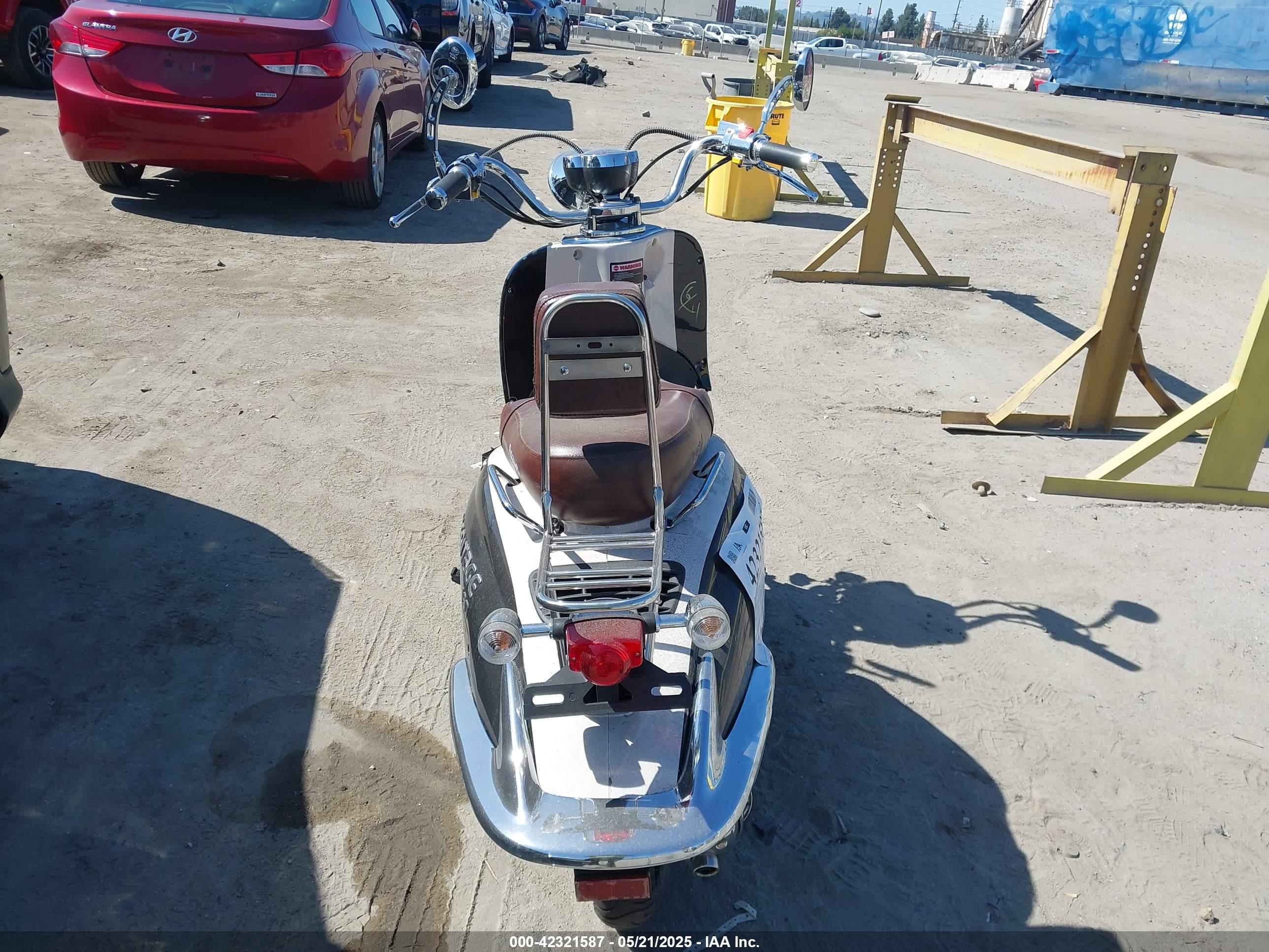 ZNEN SCOOTER image 6