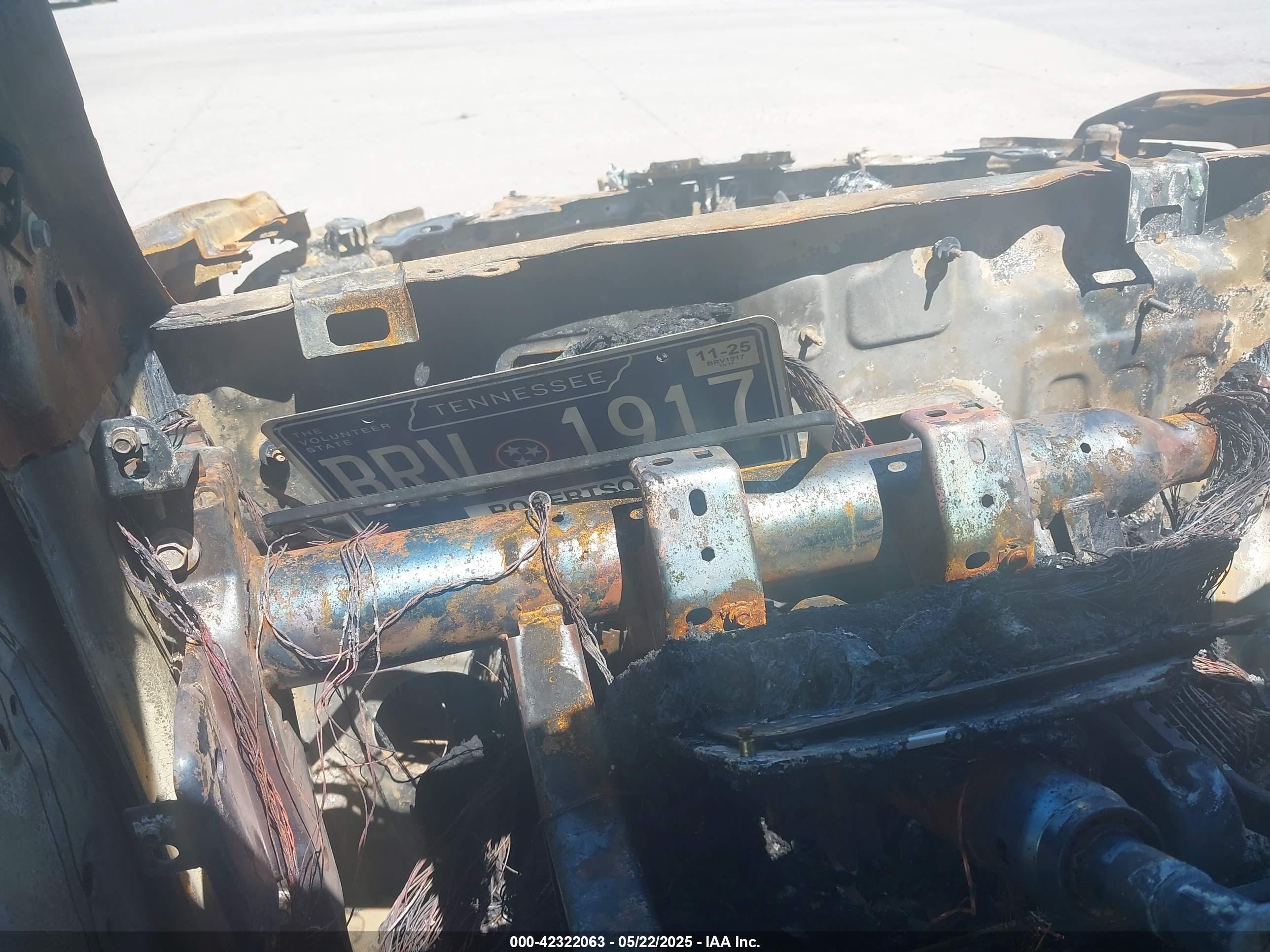 CHEVROLET COLORADO image 7