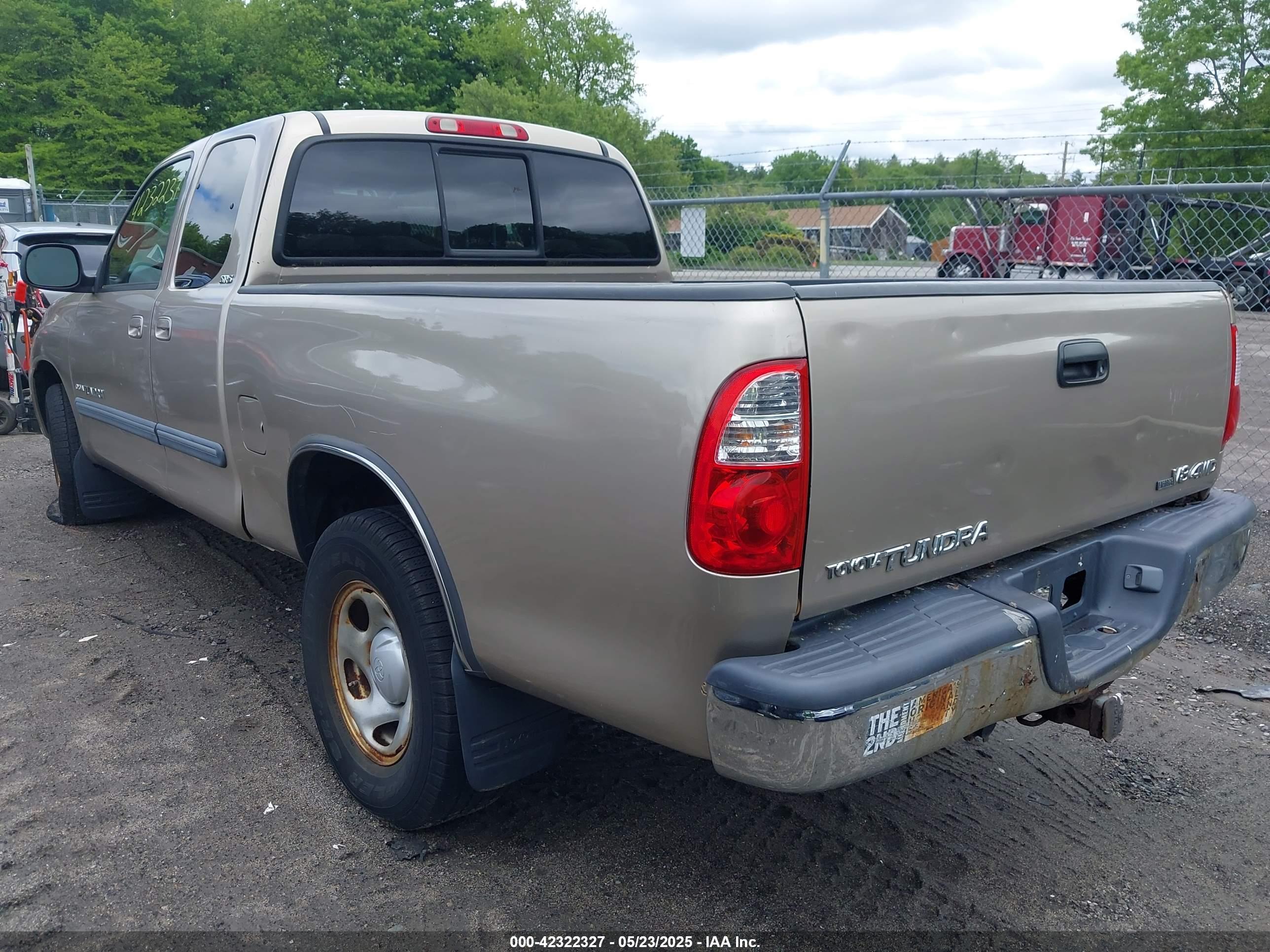 TOYOTA TUNDRA image 3