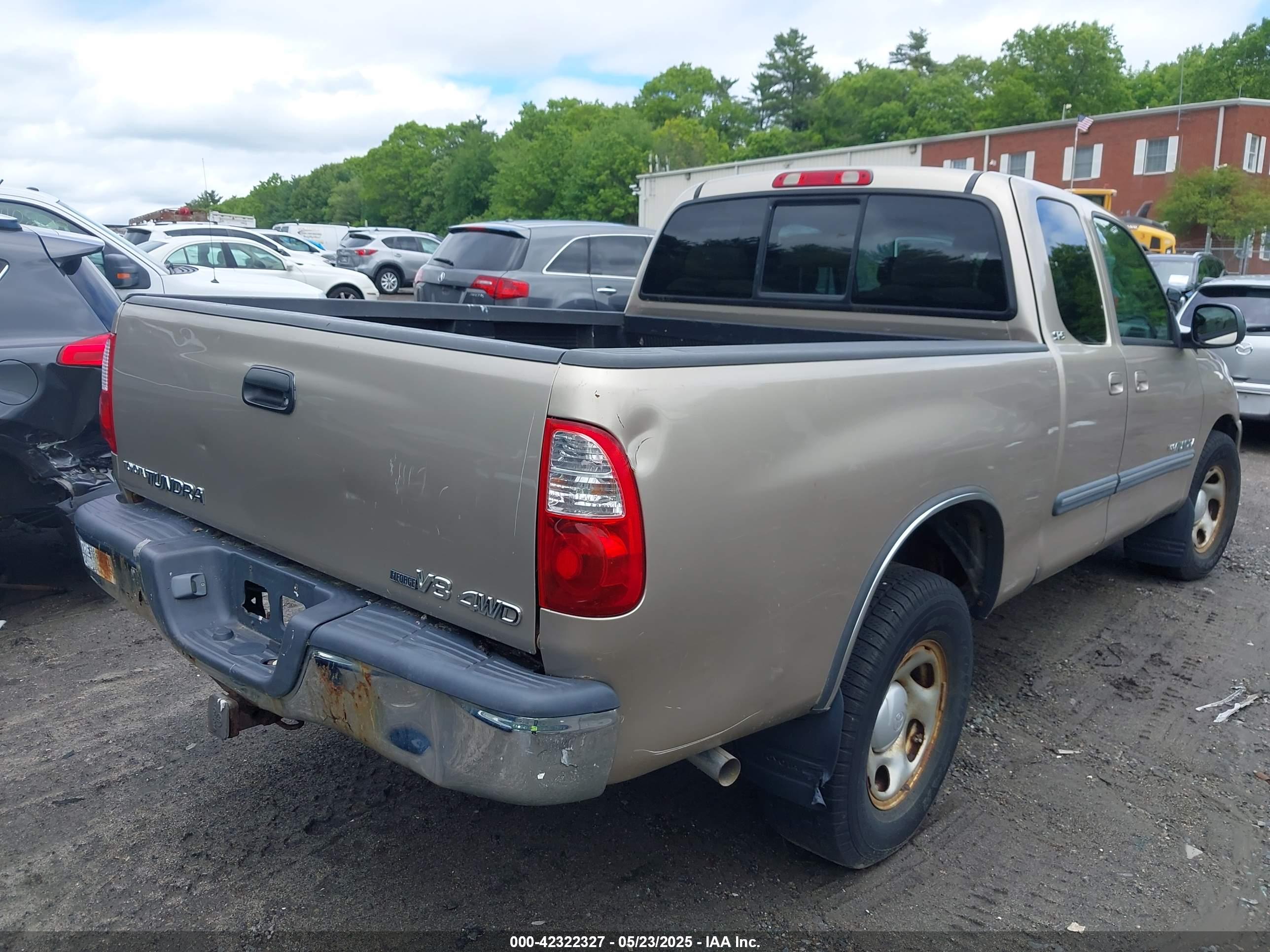 TOYOTA TUNDRA image 4