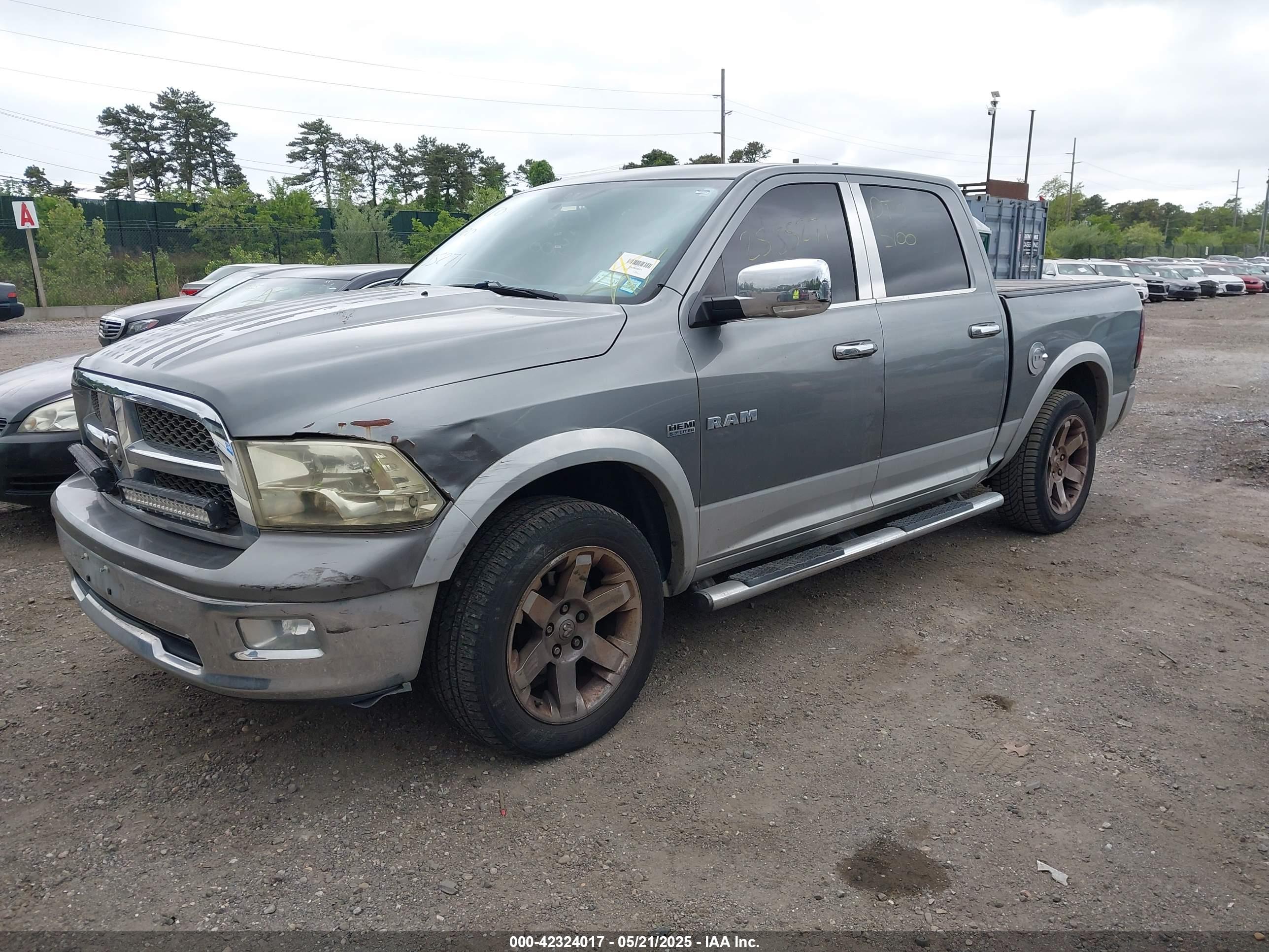 DODGE RAM image 2