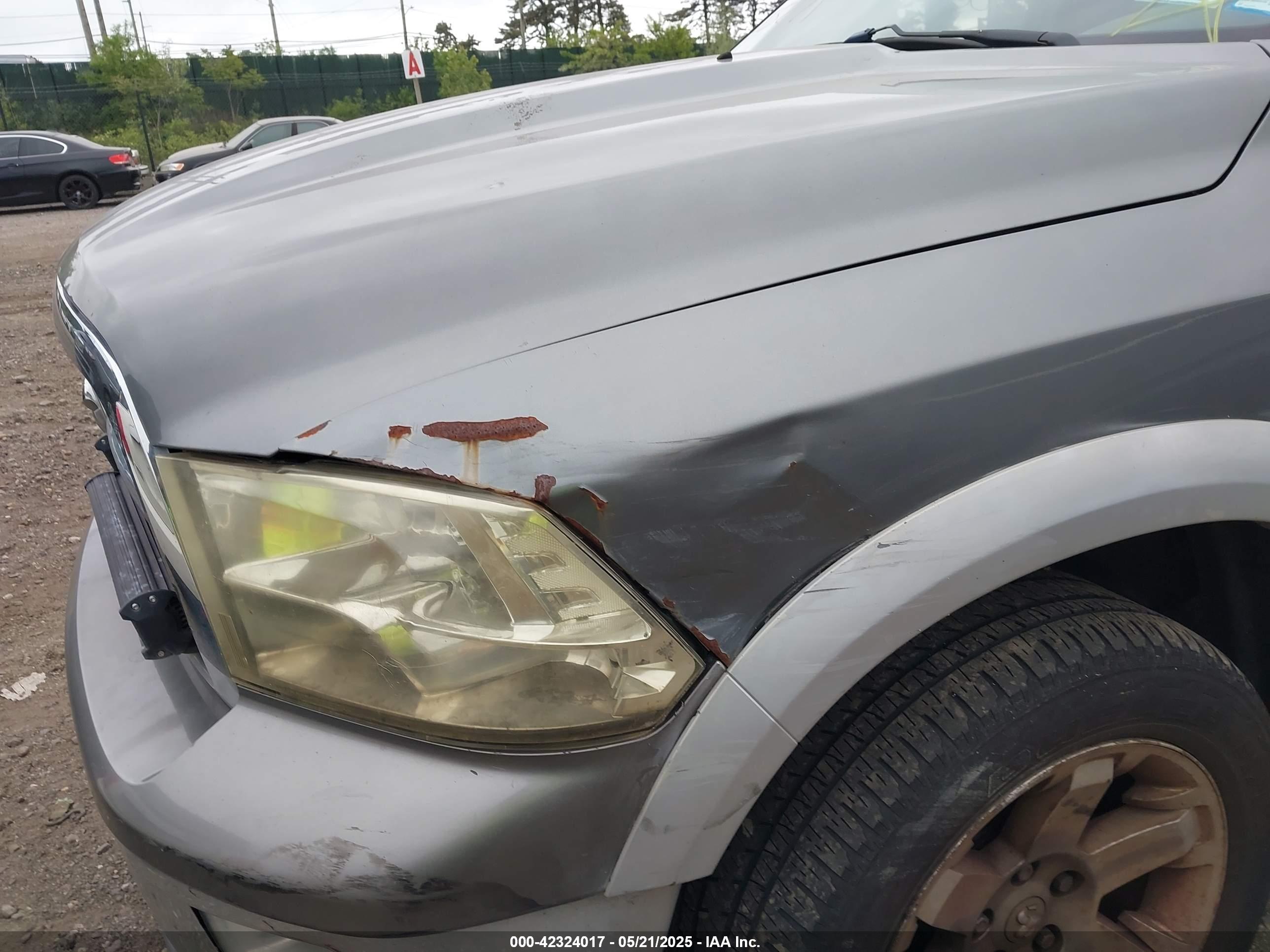 DODGE RAM image 6