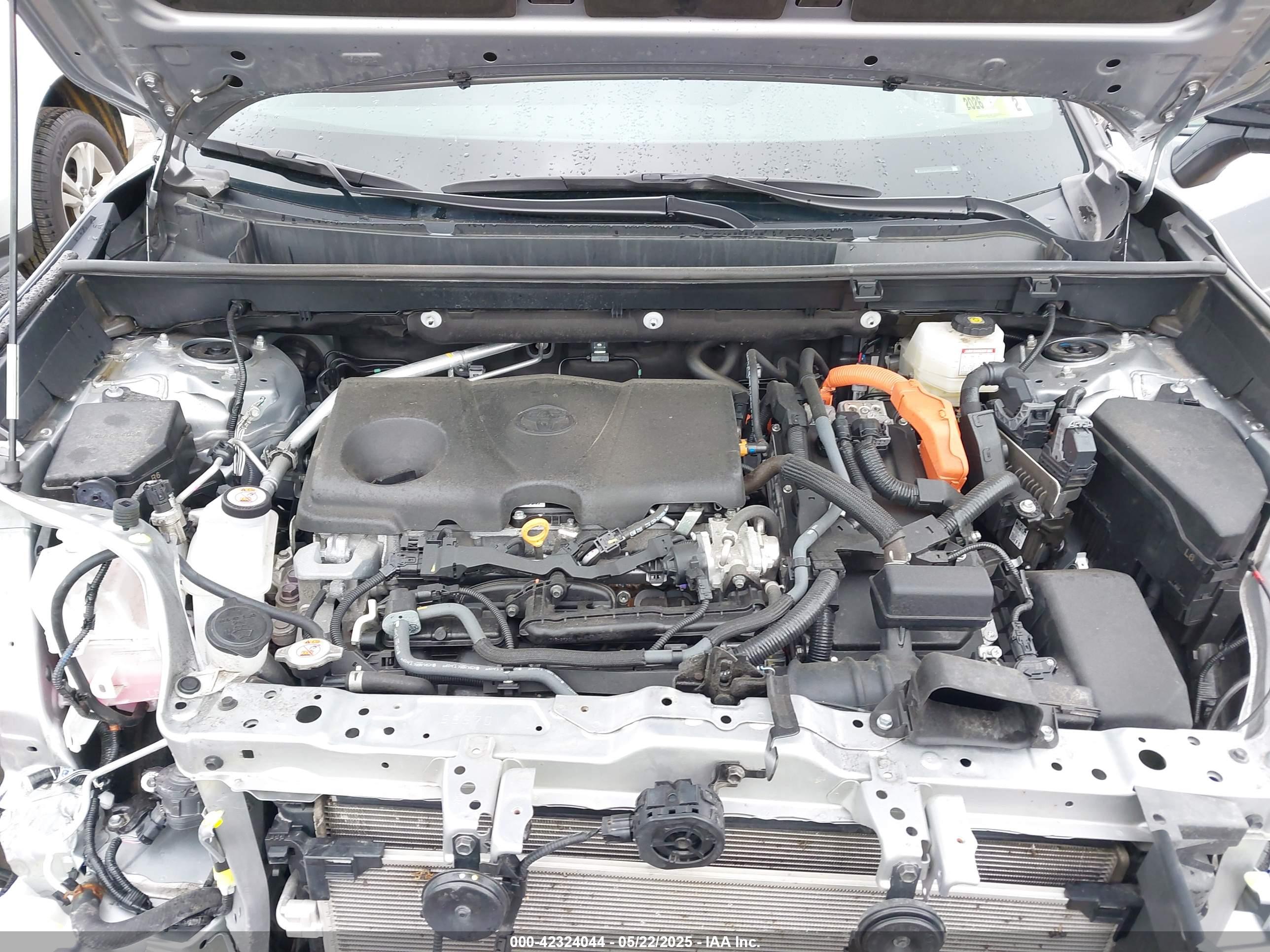 TOYOTA RAV4 image 10