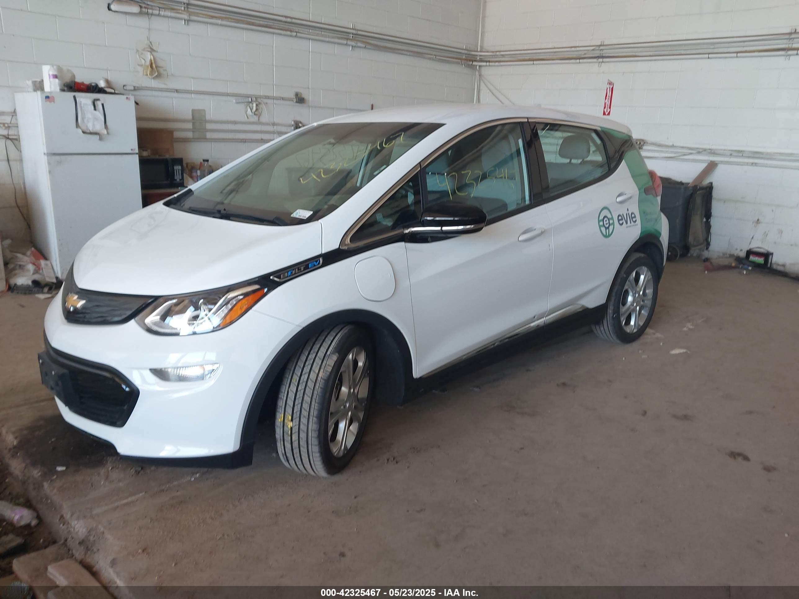 CHEVROLET BOLT image 2