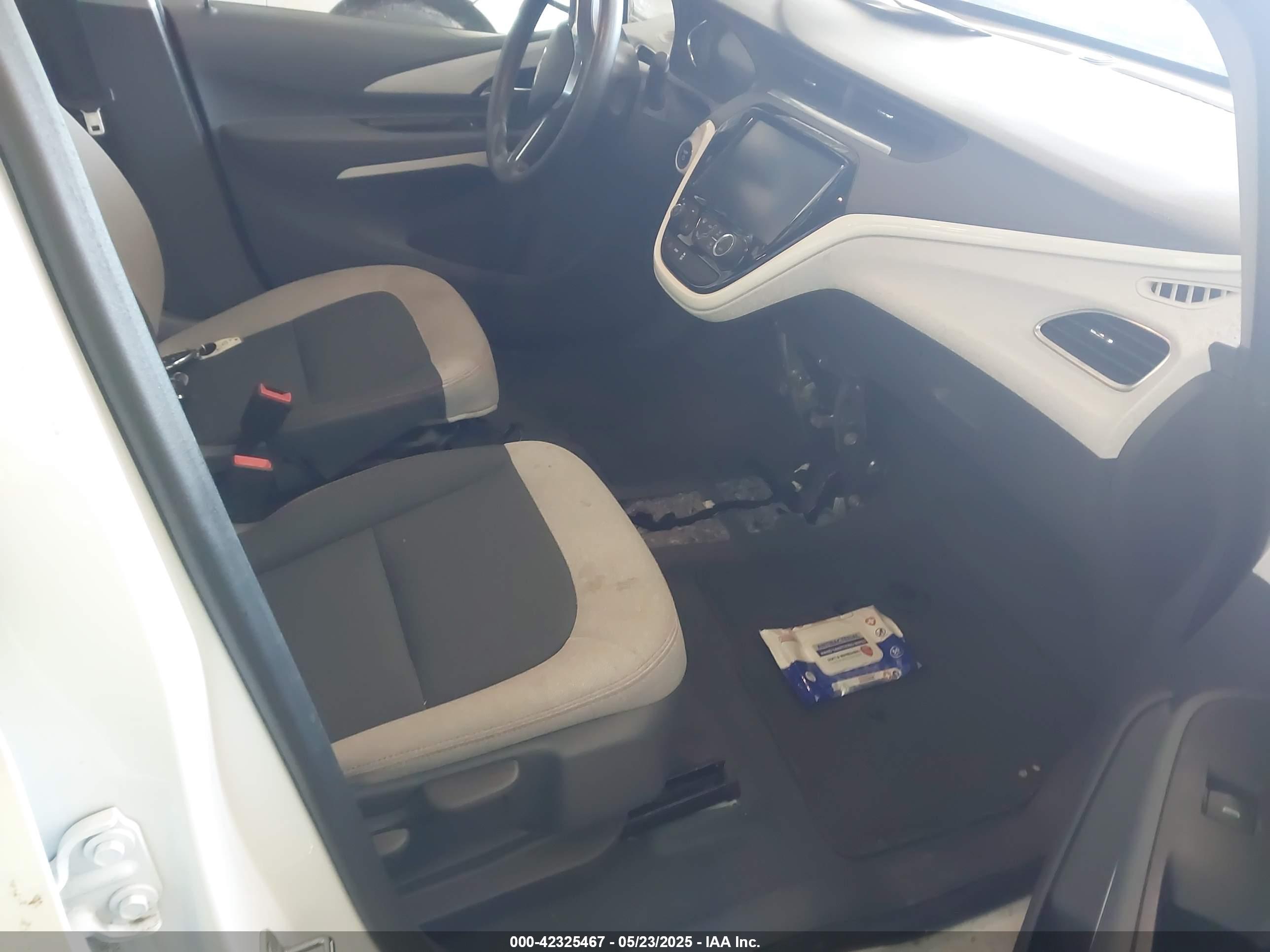 CHEVROLET BOLT image 5