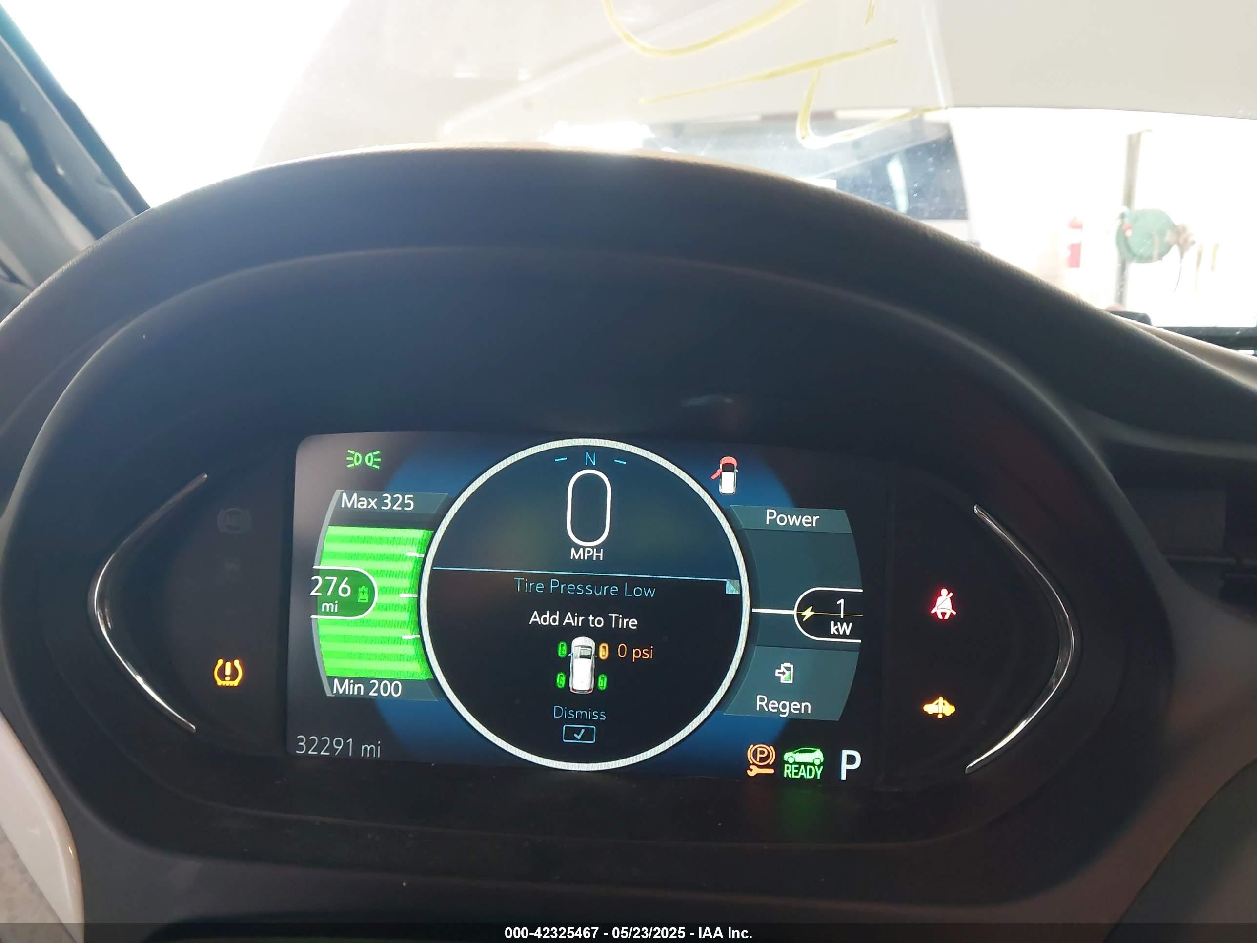 CHEVROLET BOLT image 7