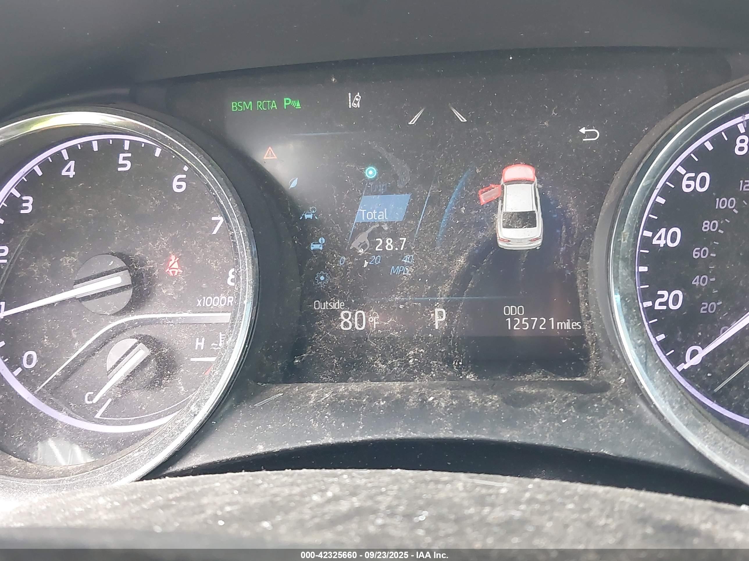 TOYOTA CAMRY image 7