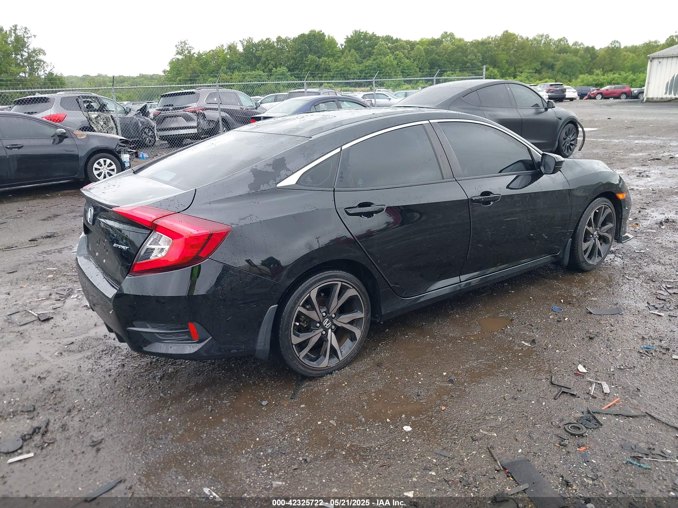 HONDA CIVIC image 4