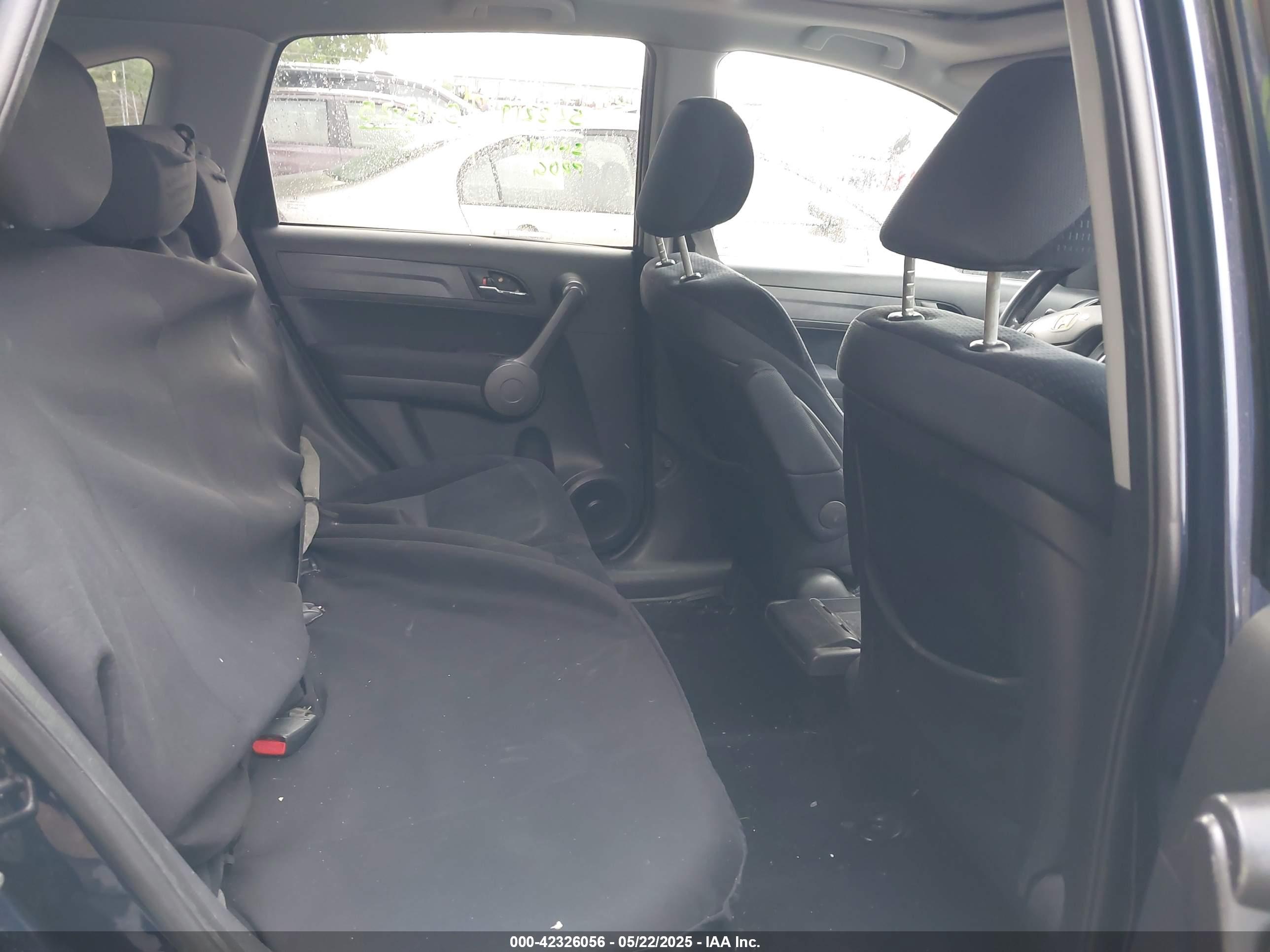 HONDA CR-V image 8
