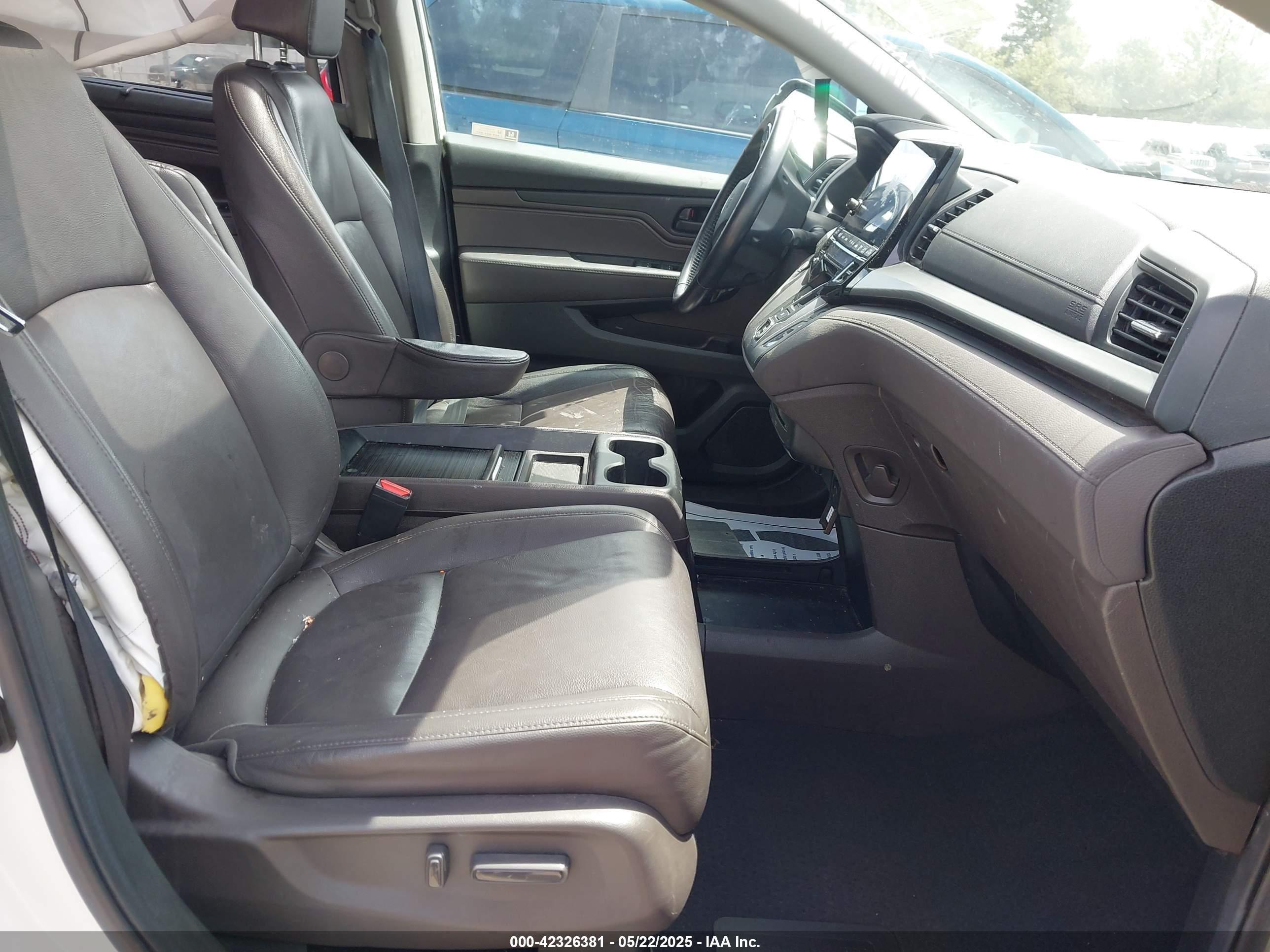 HONDA ODYSSEY image 5