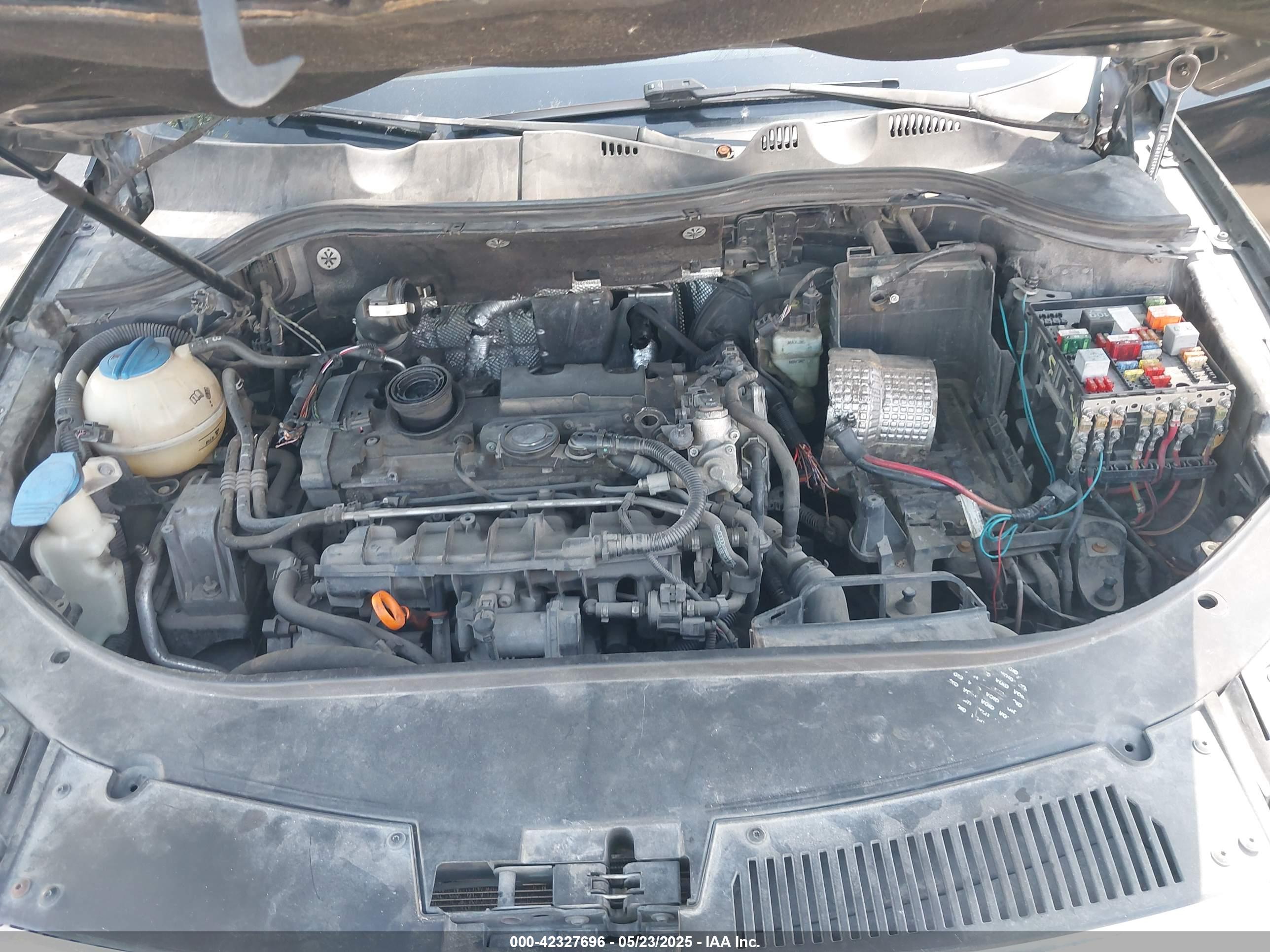 VOLKSWAGEN PASSAT image 10