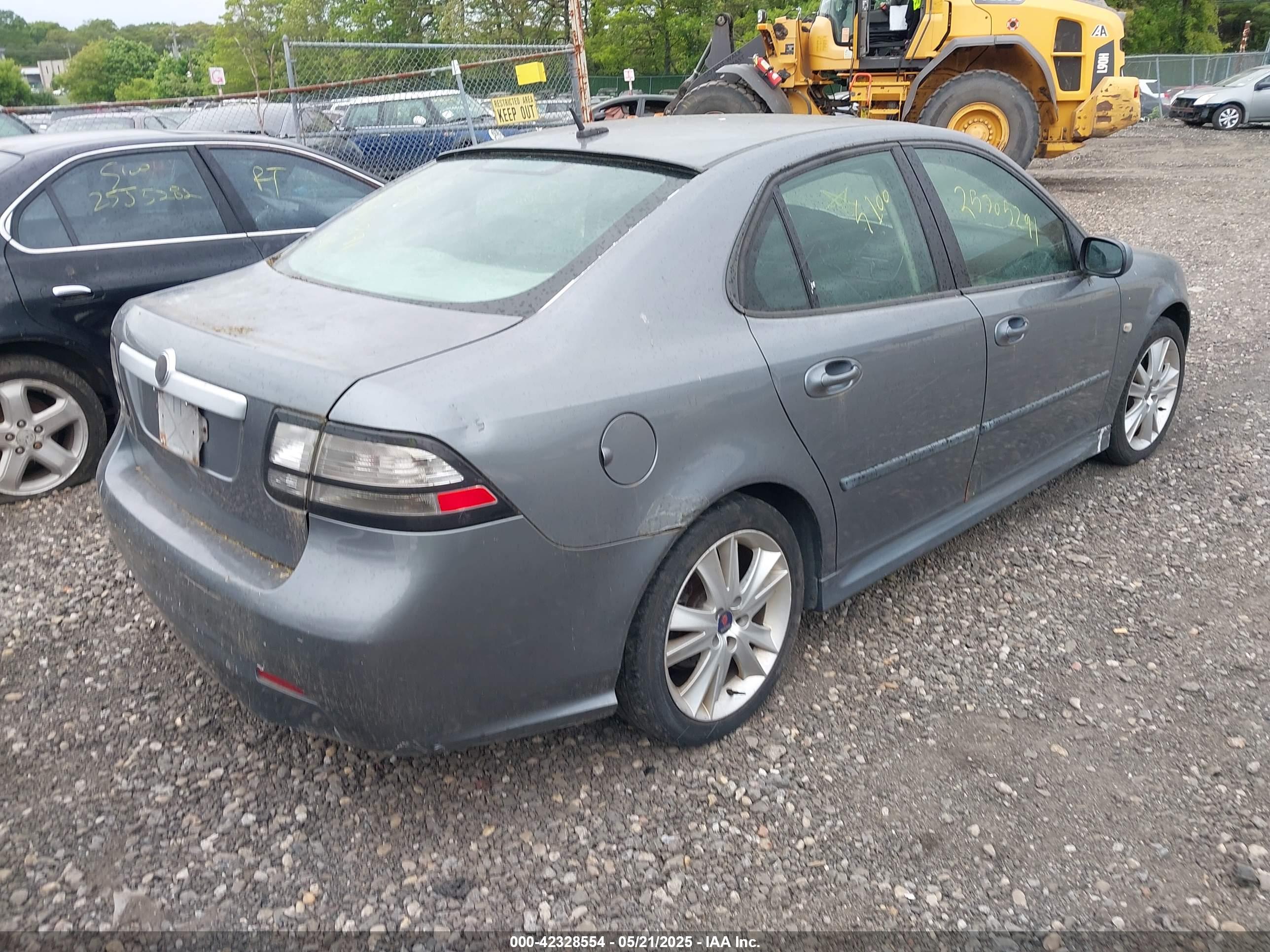 SAAB 9-3 image 4