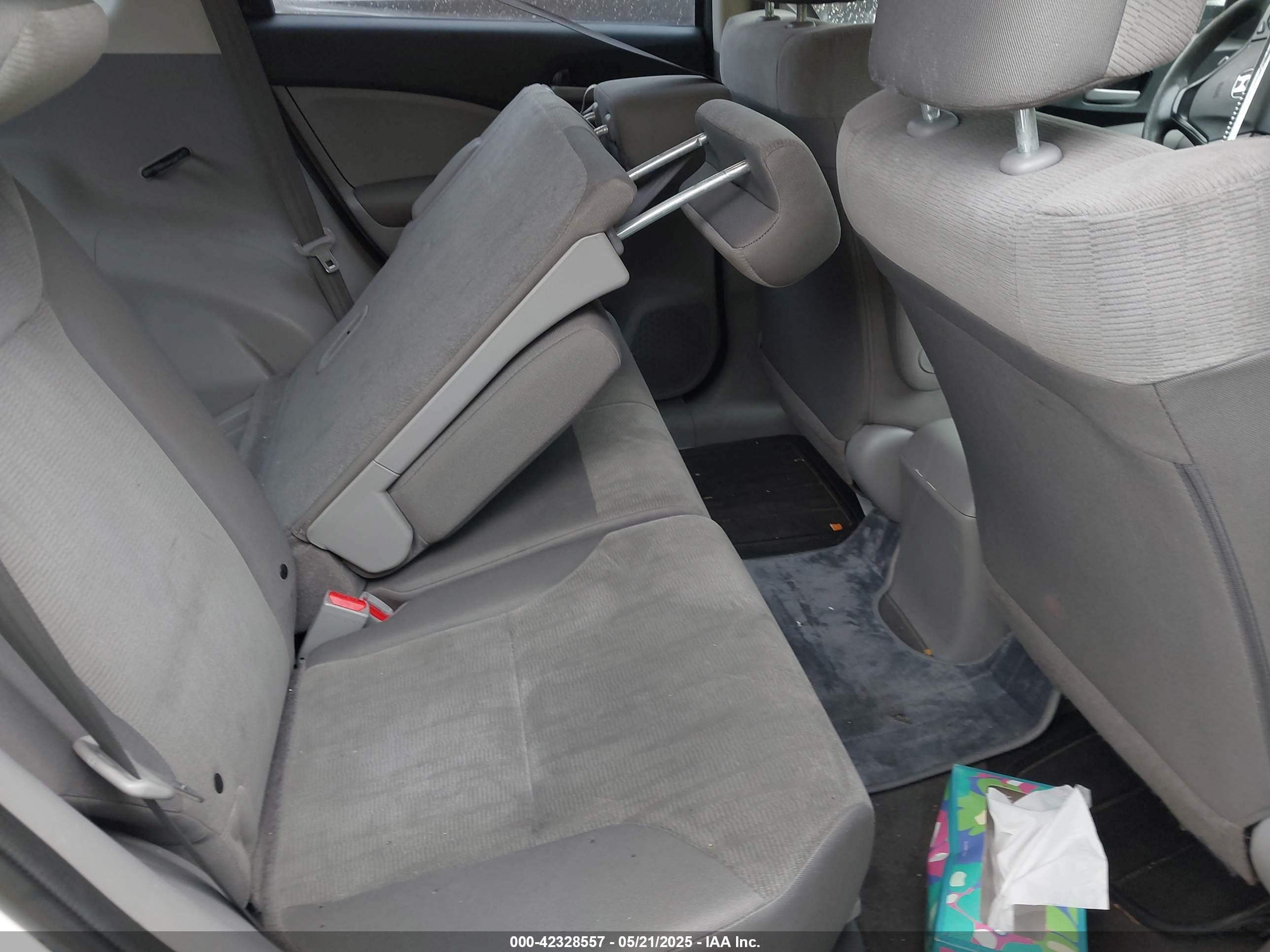 HONDA CR-V image 8