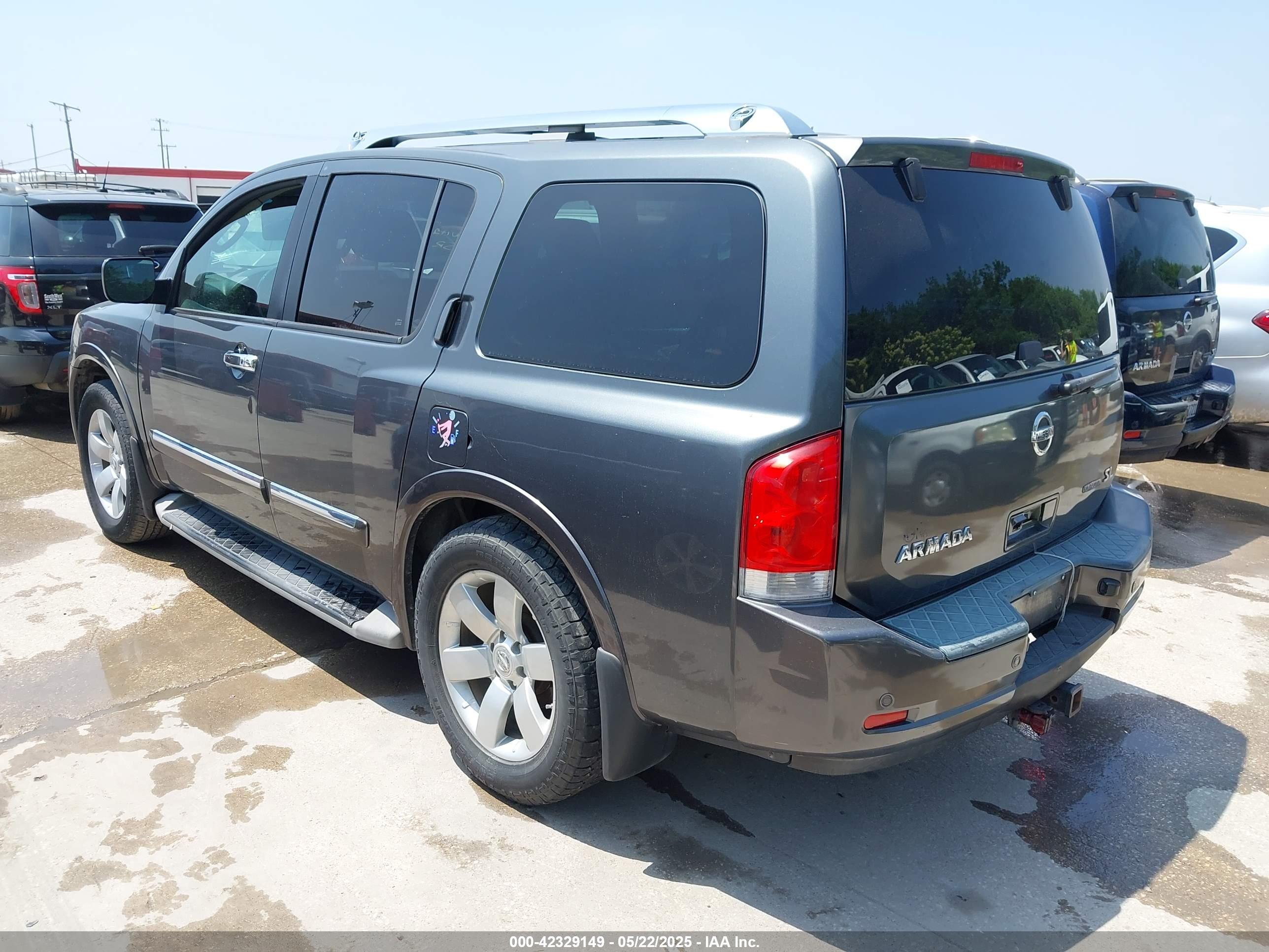 NISSAN ARMADA image 3