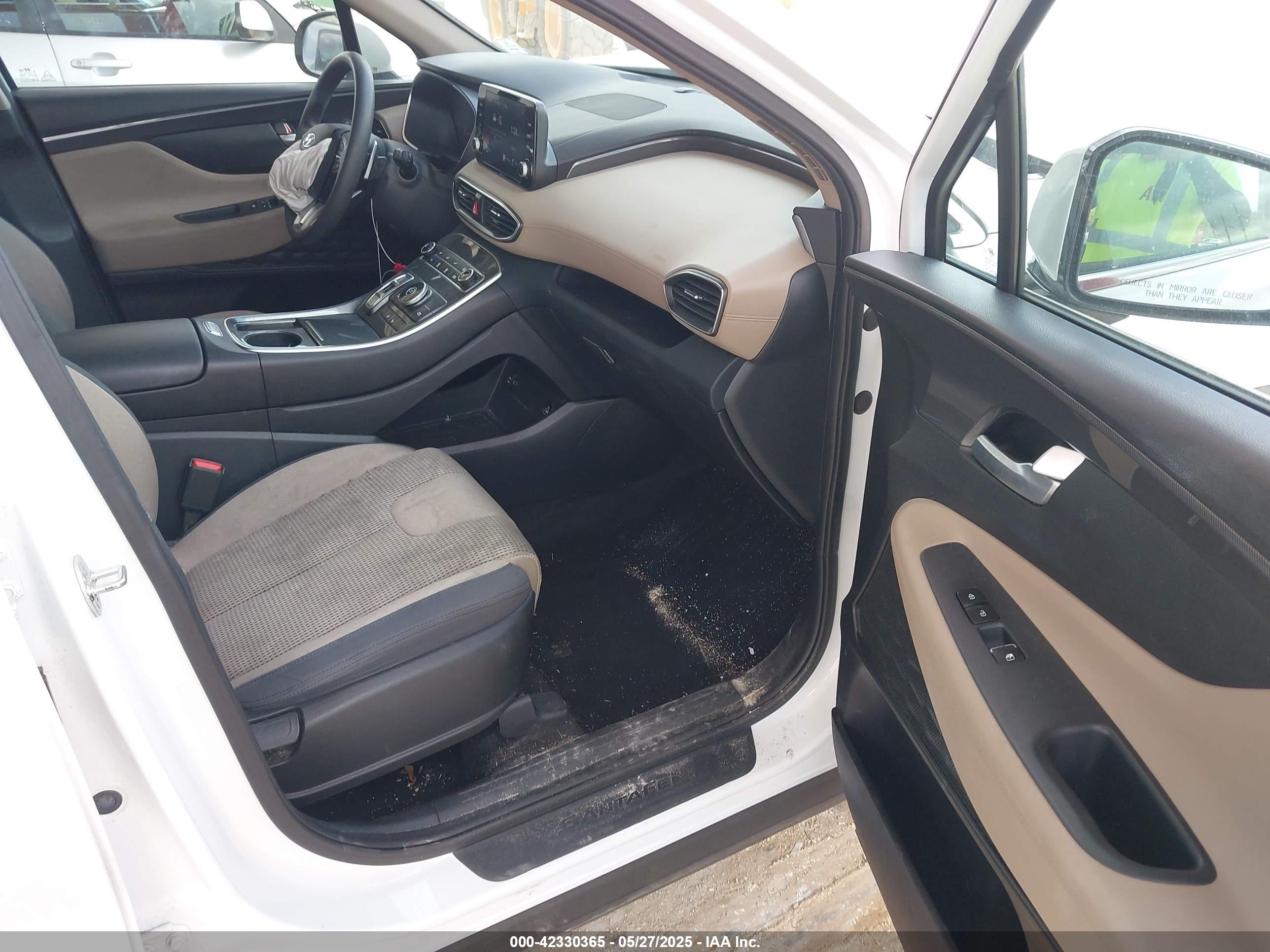HYUNDAI SANTA image 5