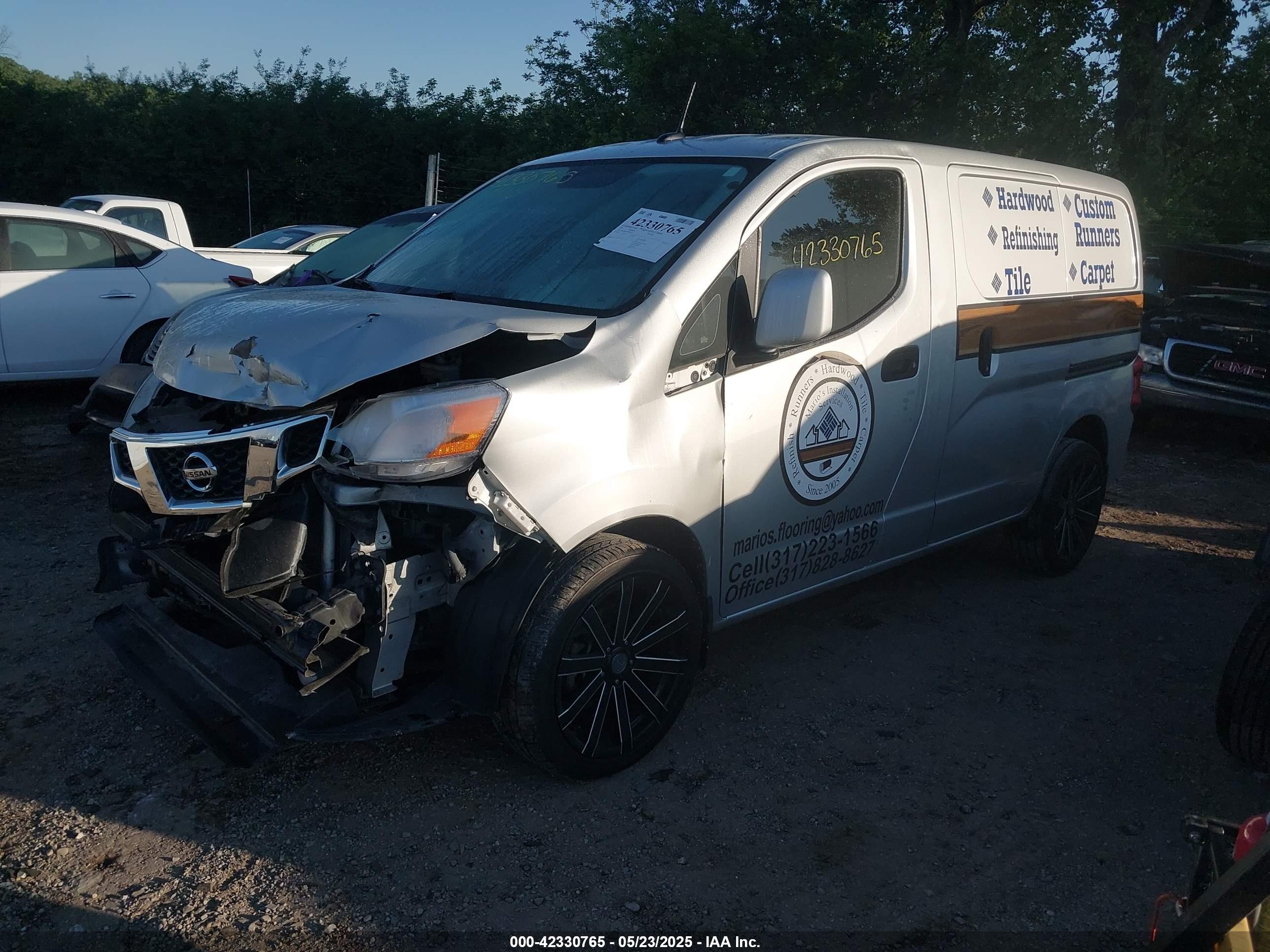 NISSAN NV200 image 2