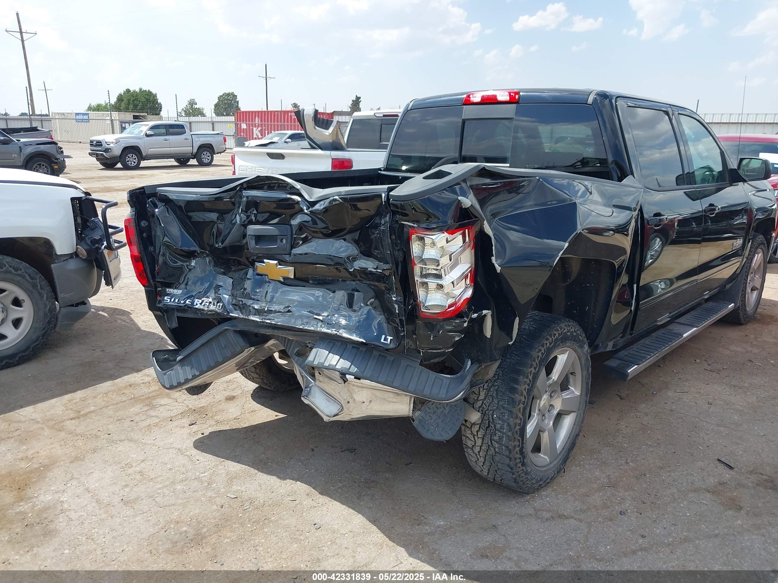 CHEVROLET SILVERADO image 6