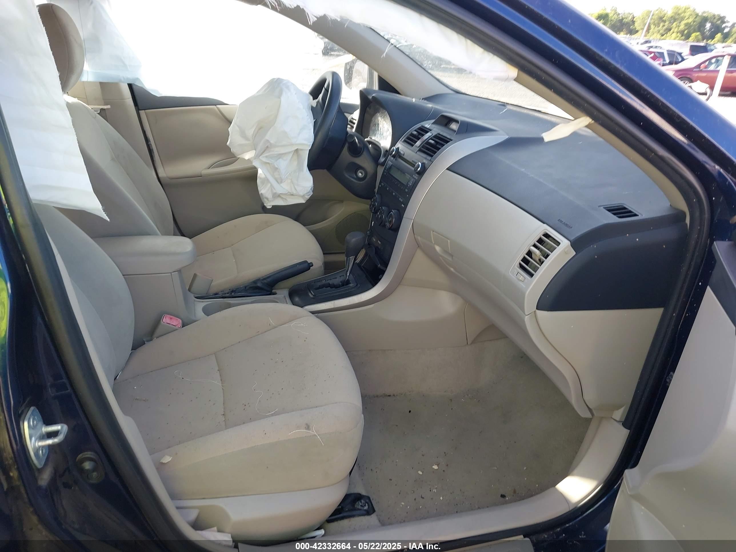 TOYOTA COROLLA image 5
