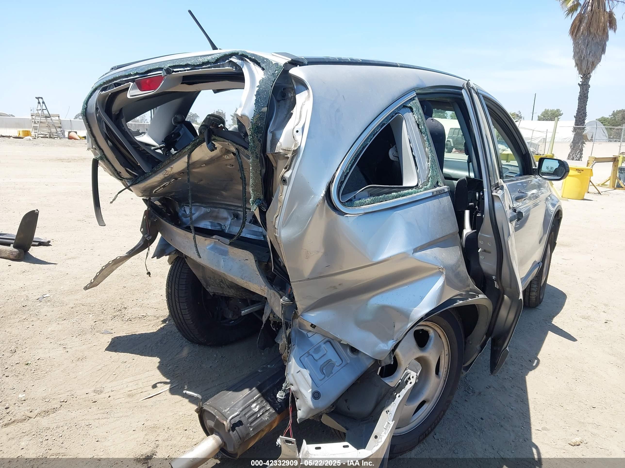 HONDA CR-V image 4
