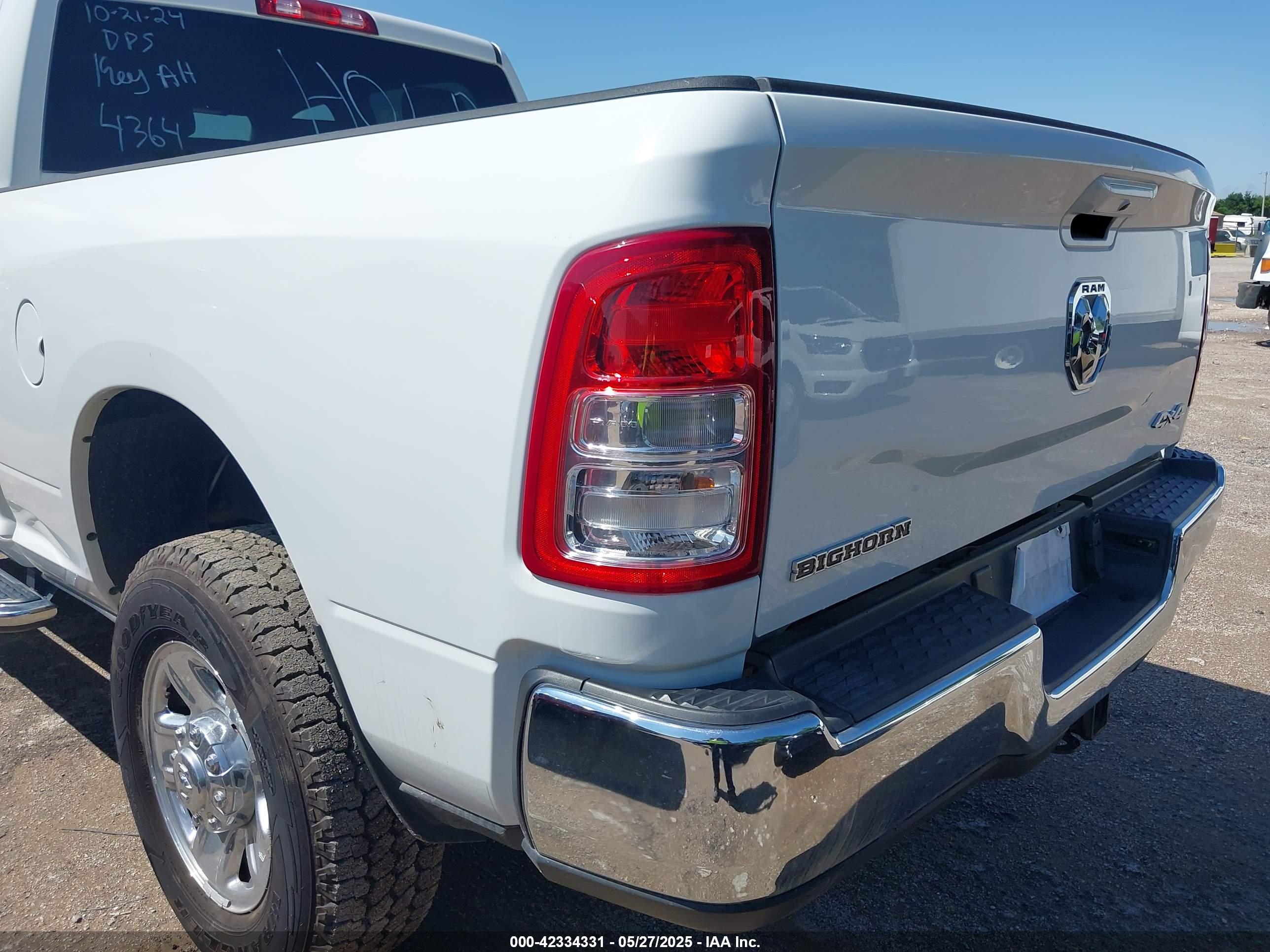 RAM 2500 image 6