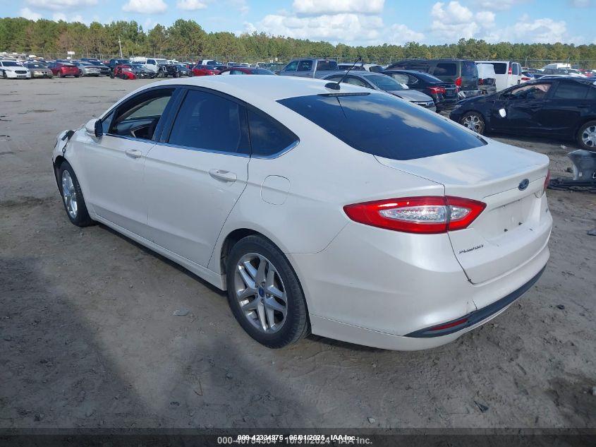 FORD FUSION image 3