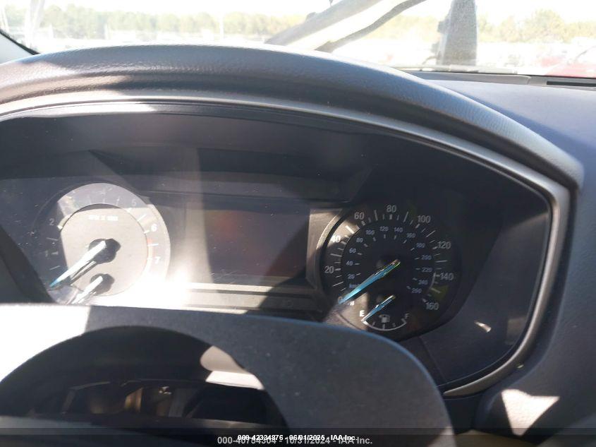 FORD FUSION image 7