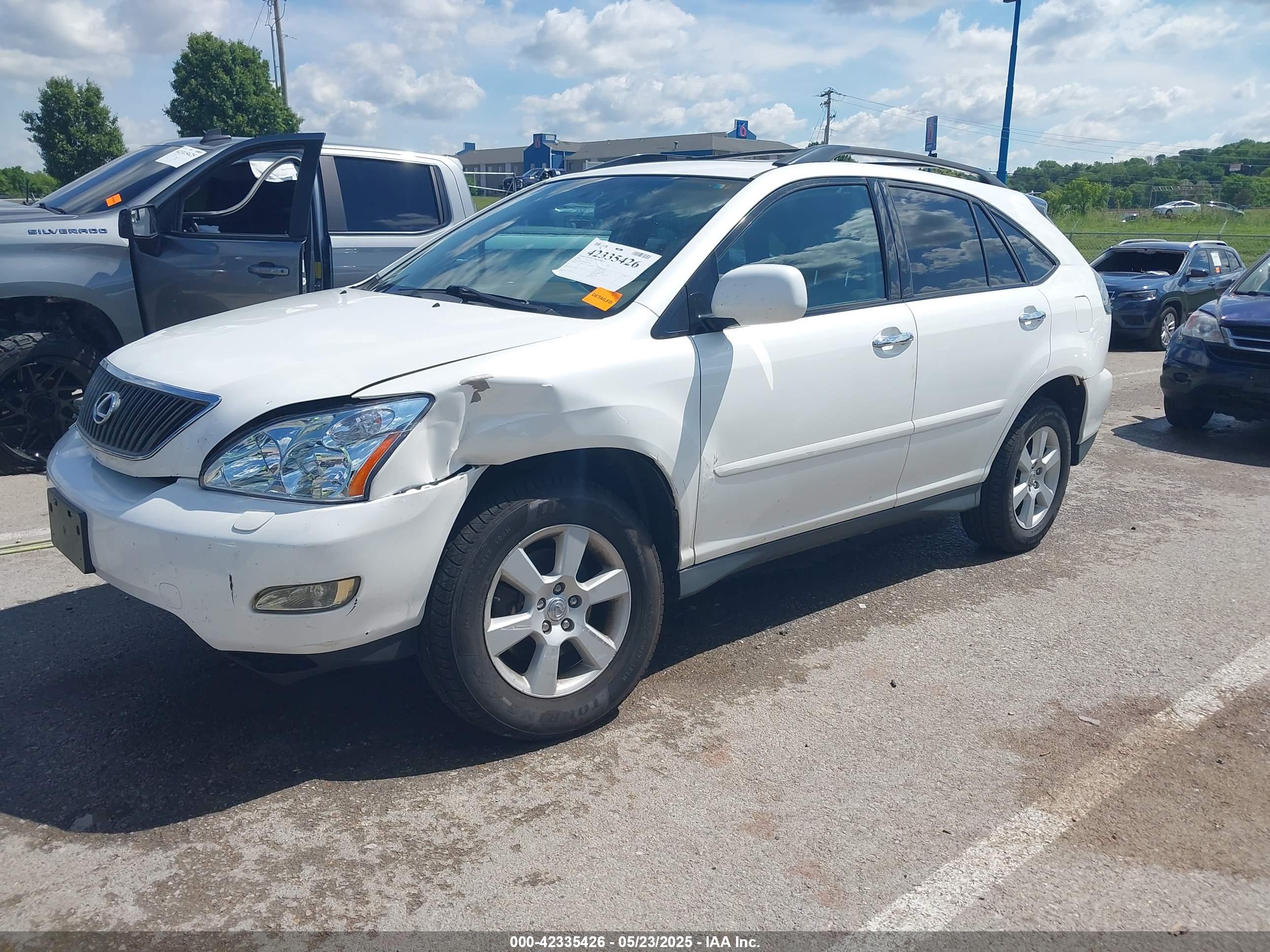 LEXUS RX image 2