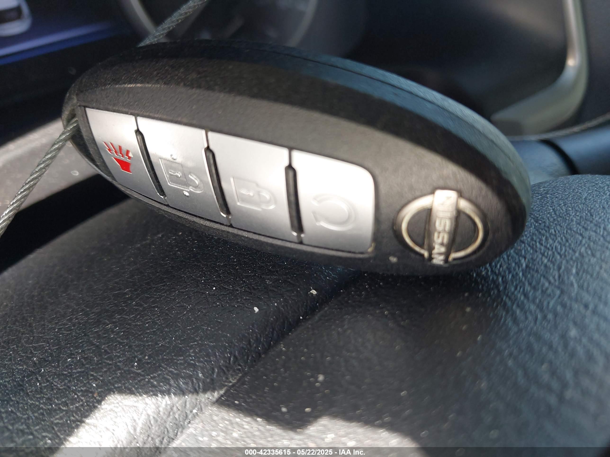 NISSAN MURANO image 11