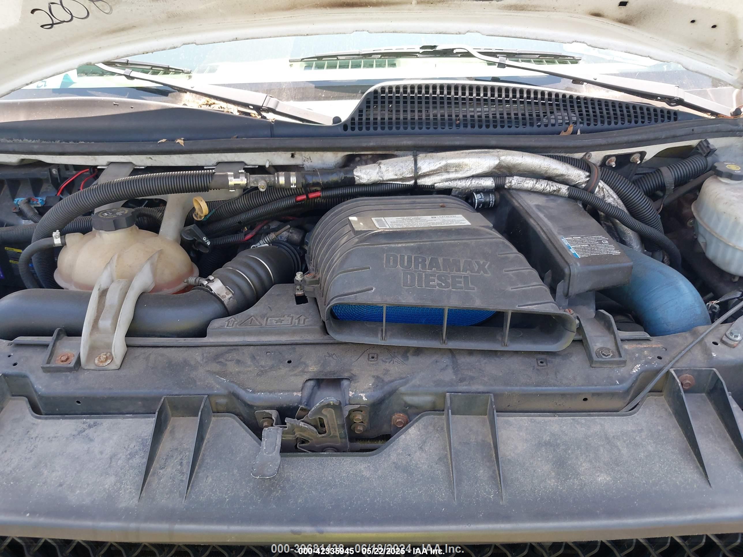 CHEVROLET EXPRESS image 10