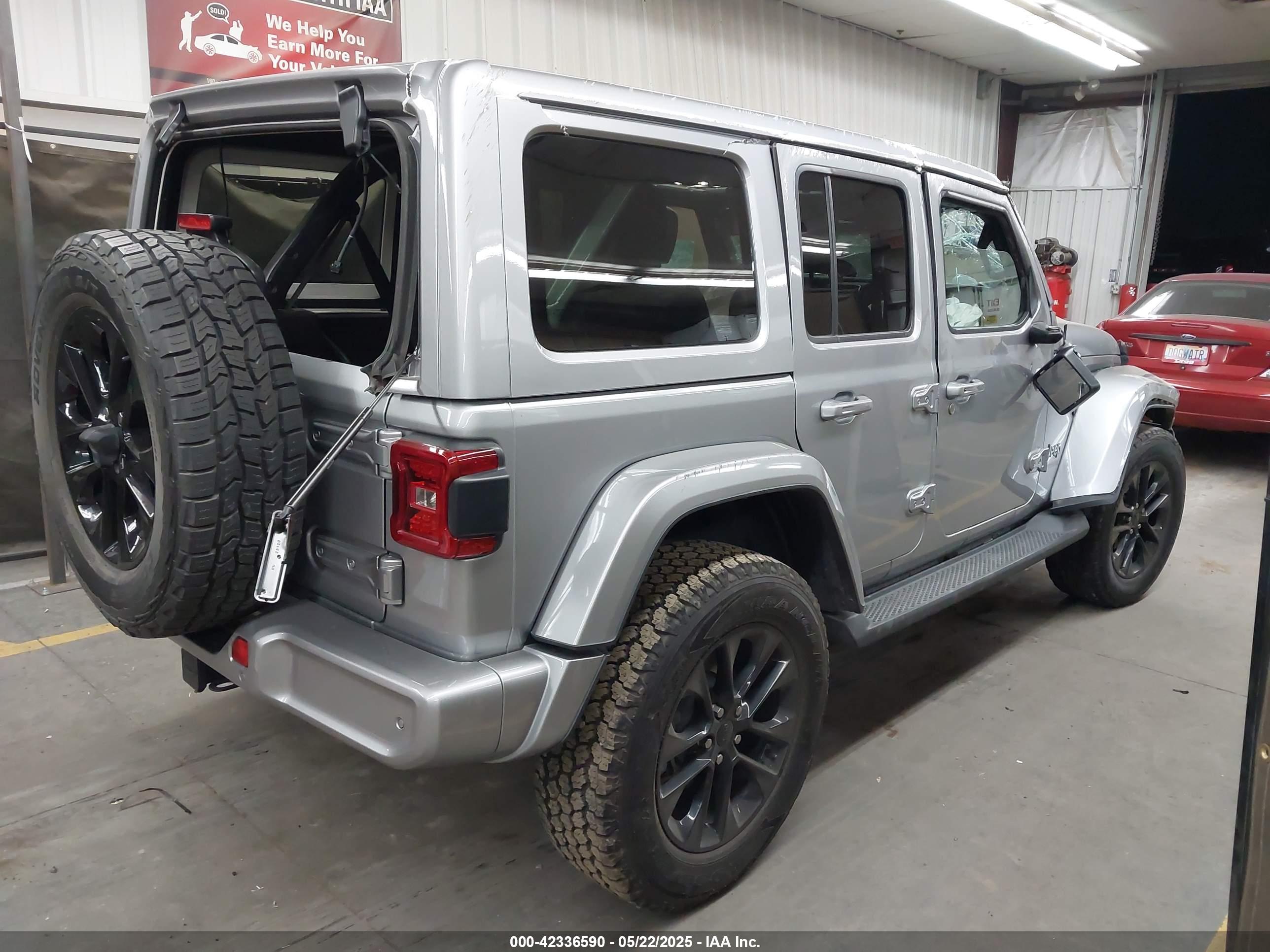 JEEP WRANGLER image 4