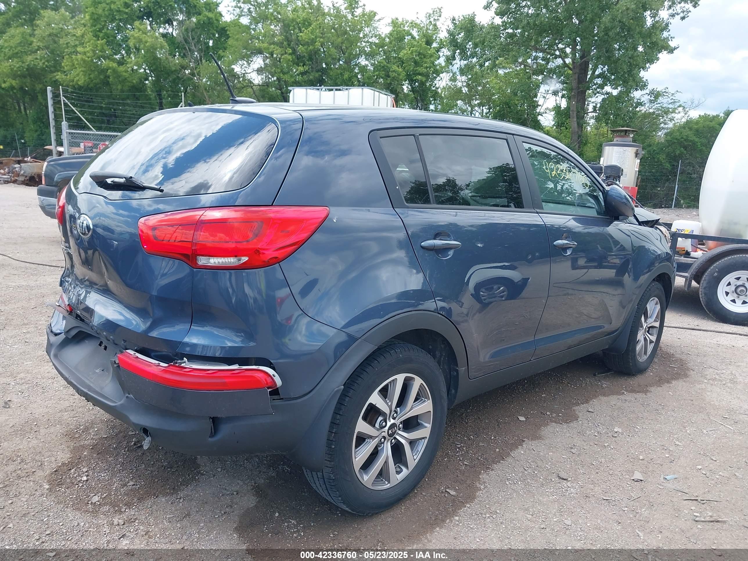 KIA SPORTAGE image 4