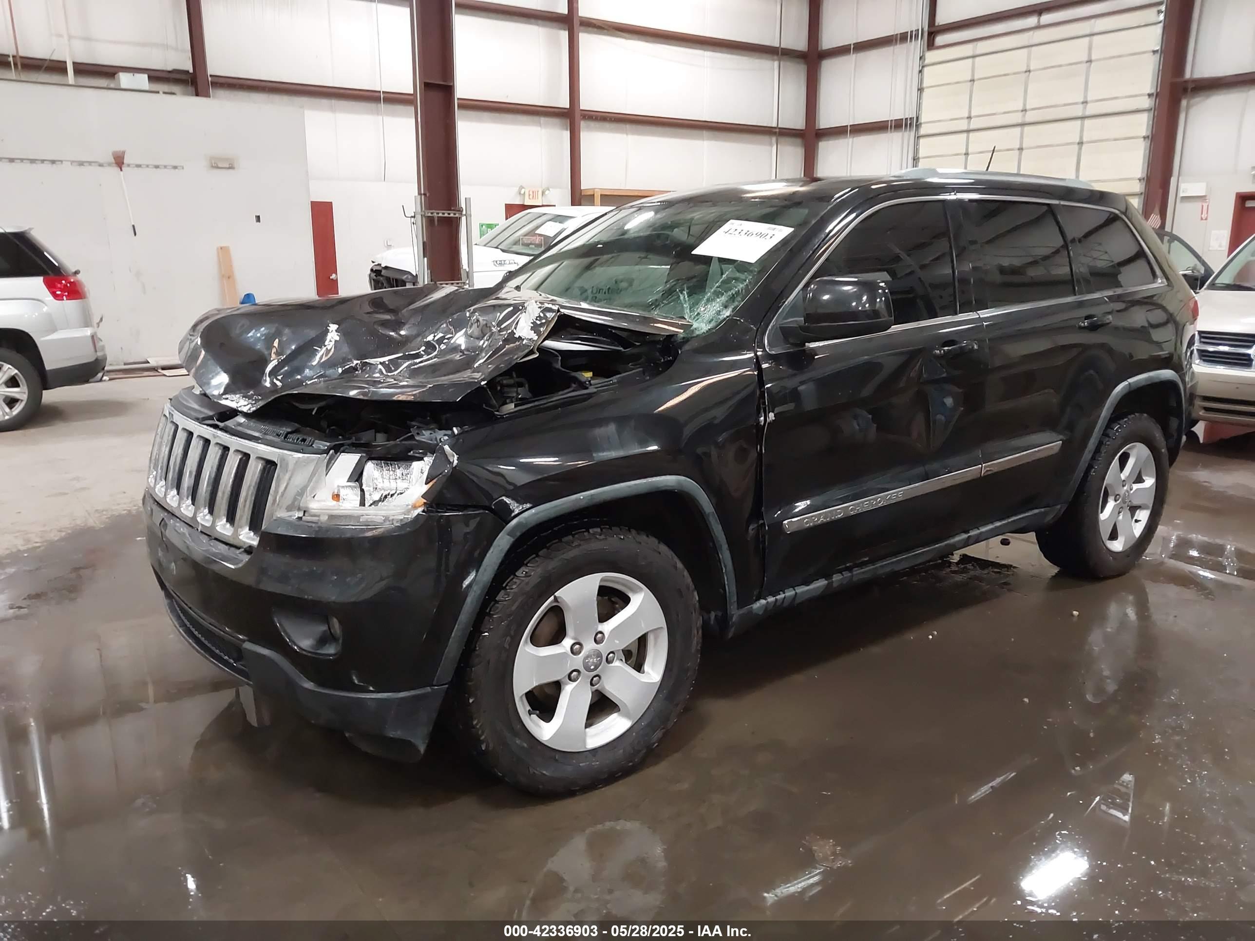 JEEP GRAND image 2