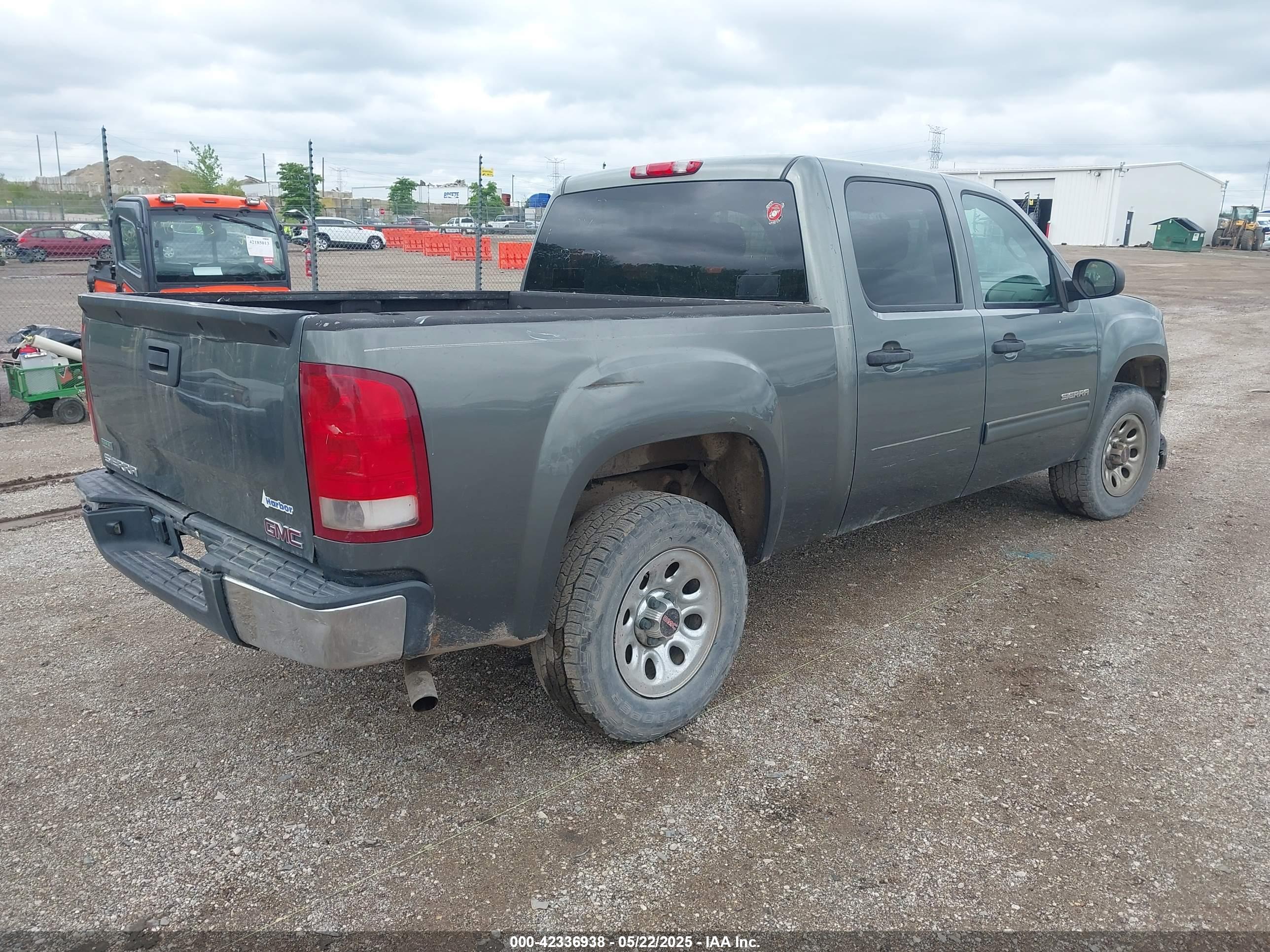 GMC SIERRA image 4