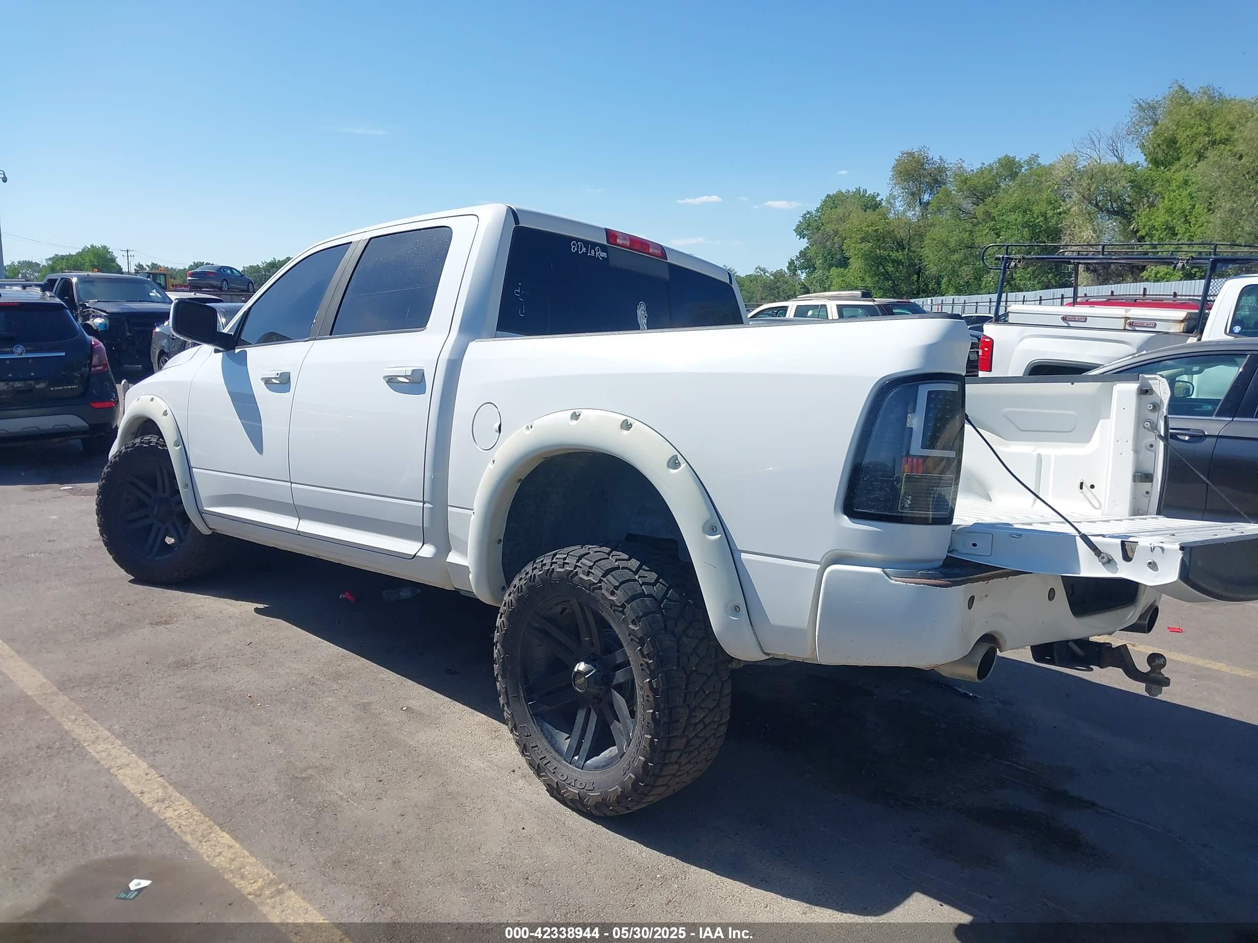 RAM 1500 image 3