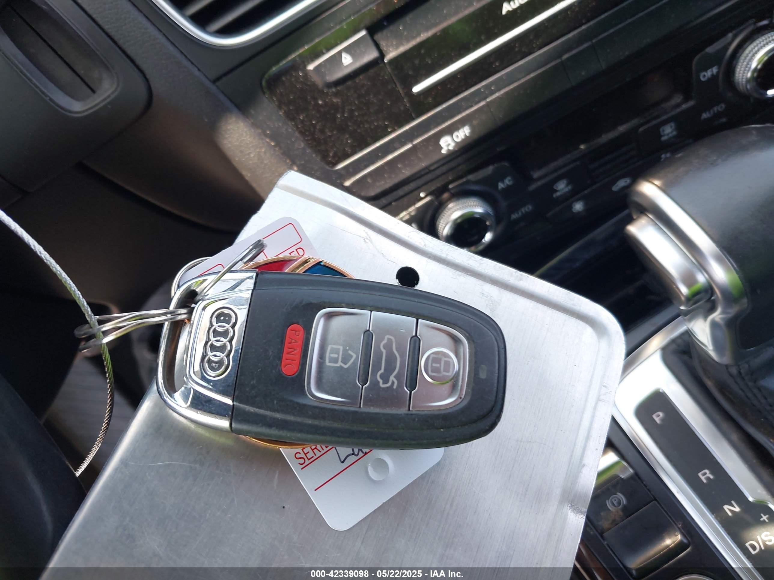AUDI A4 image 11